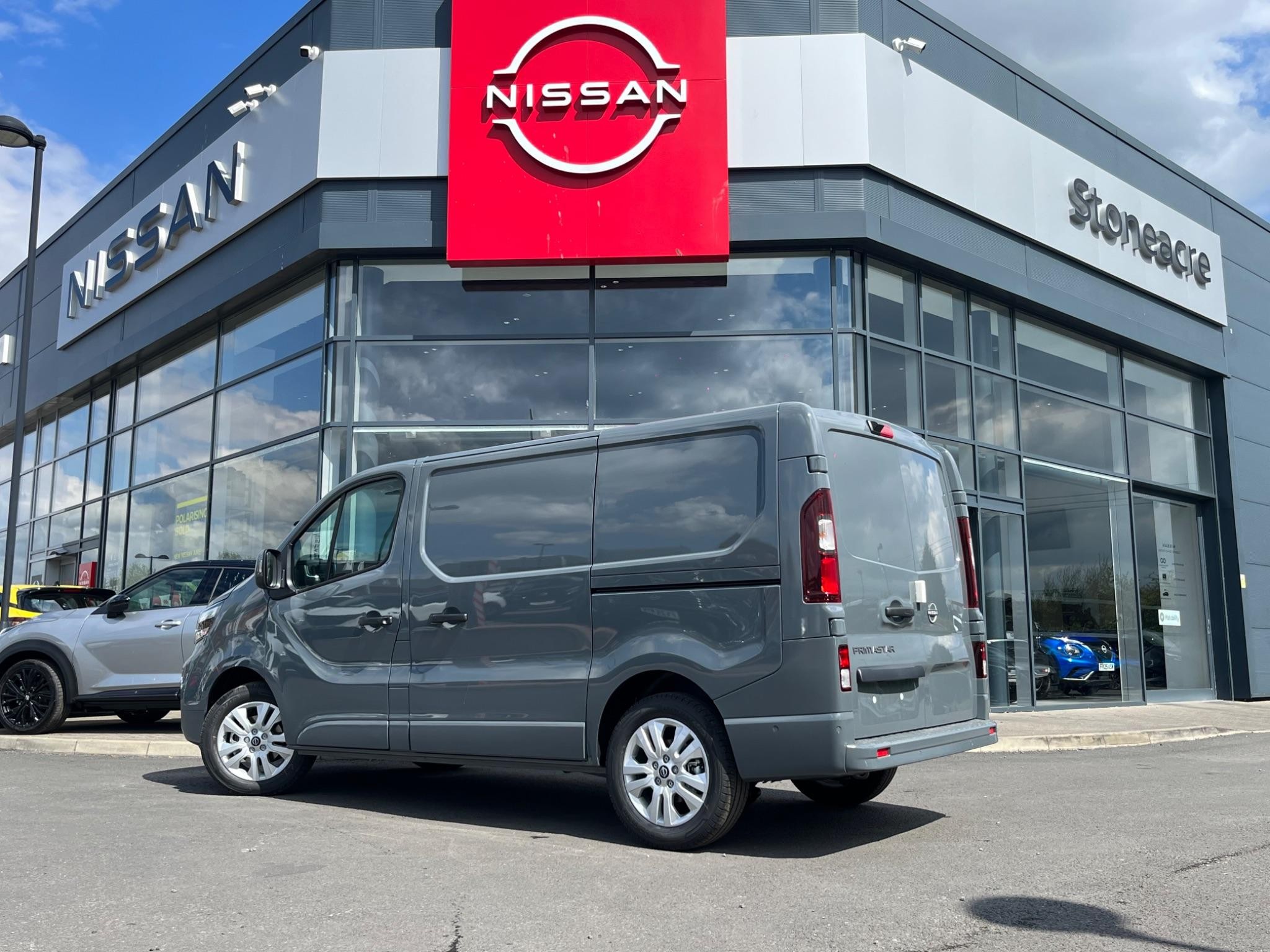 Nissan Primastar Image 7