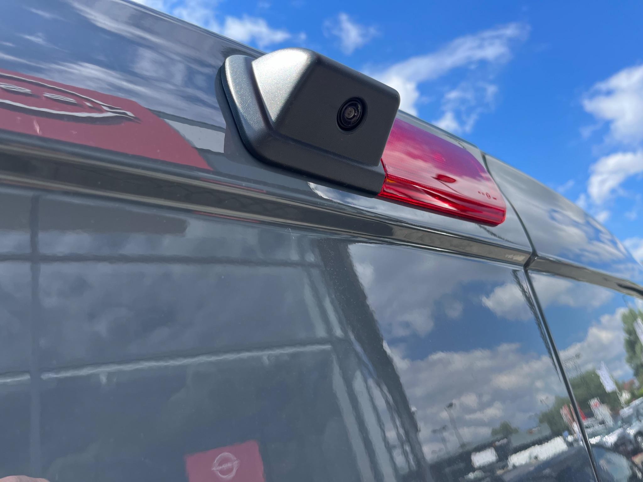 Nissan Primastar Image 18