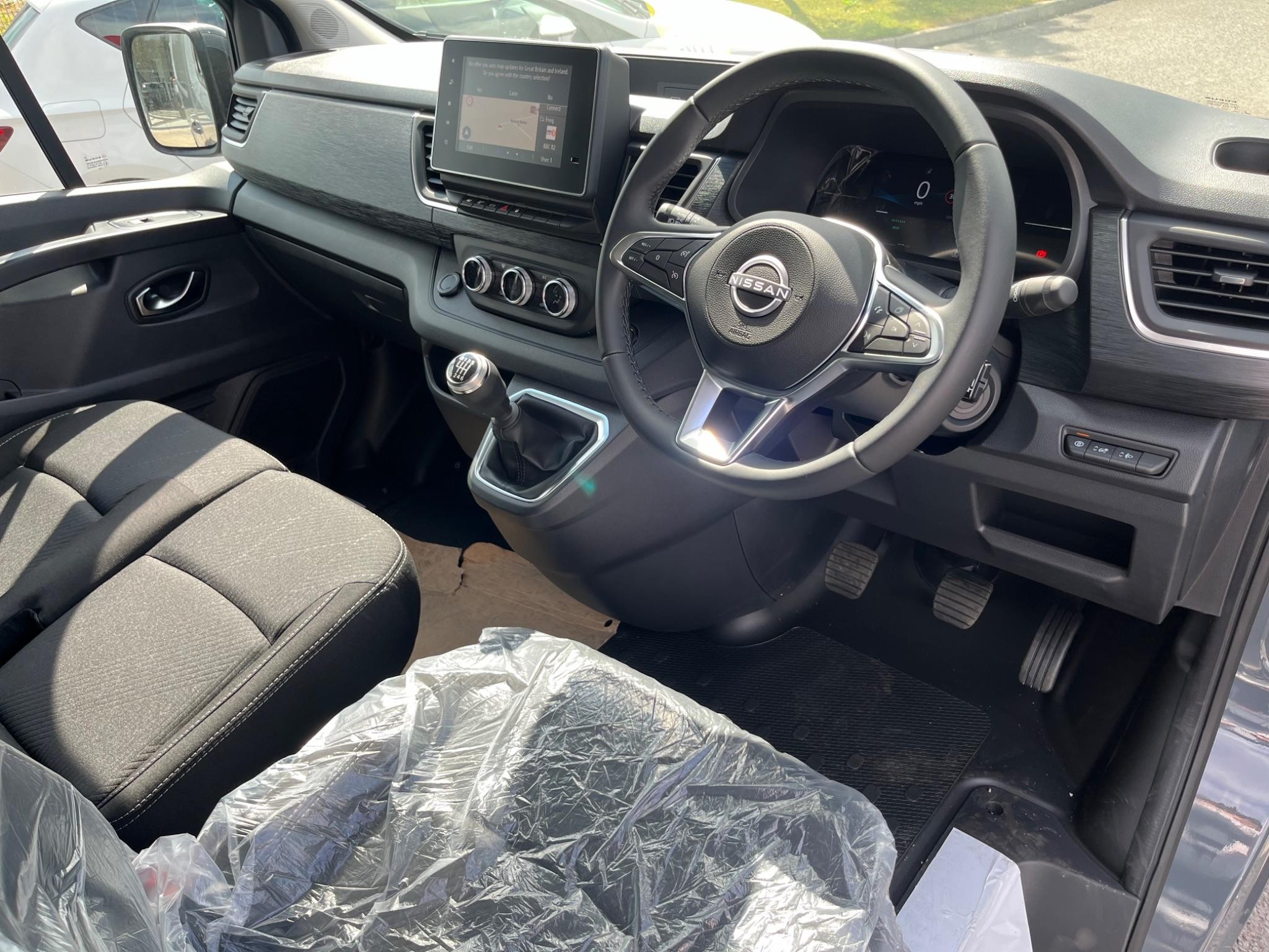 Nissan Primastar Image 22