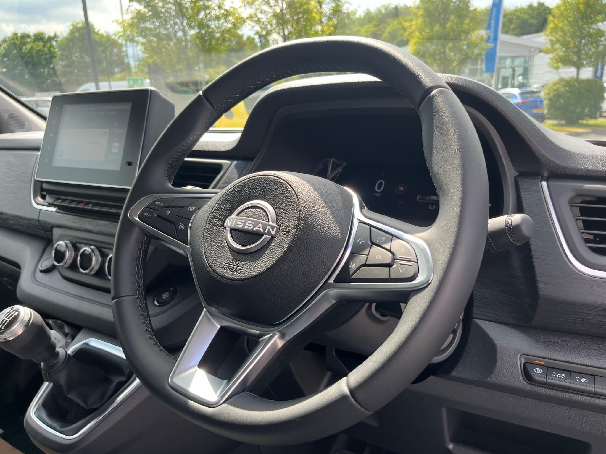 Nissan Primastar Image 24