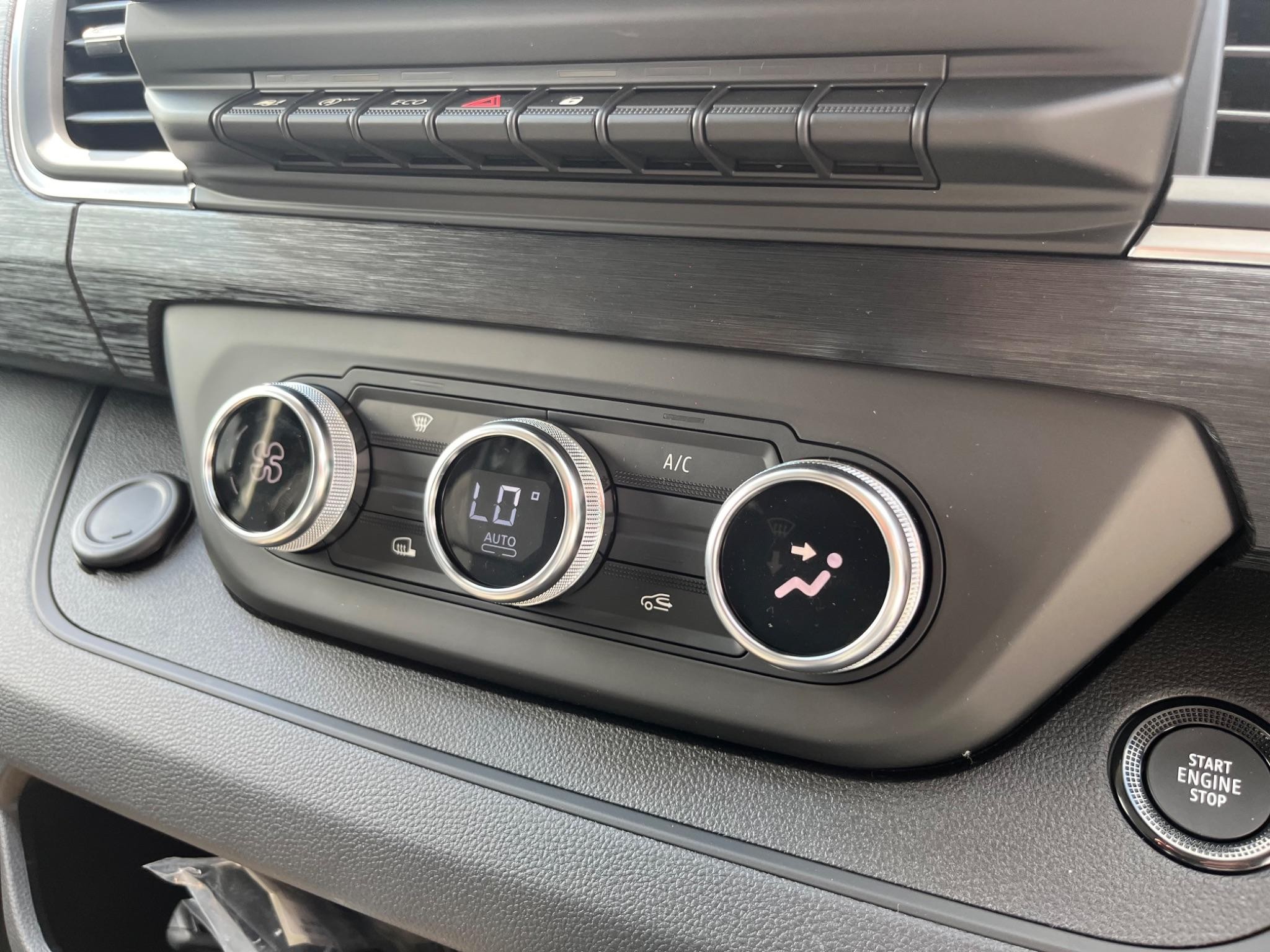 Nissan Primastar Image 26