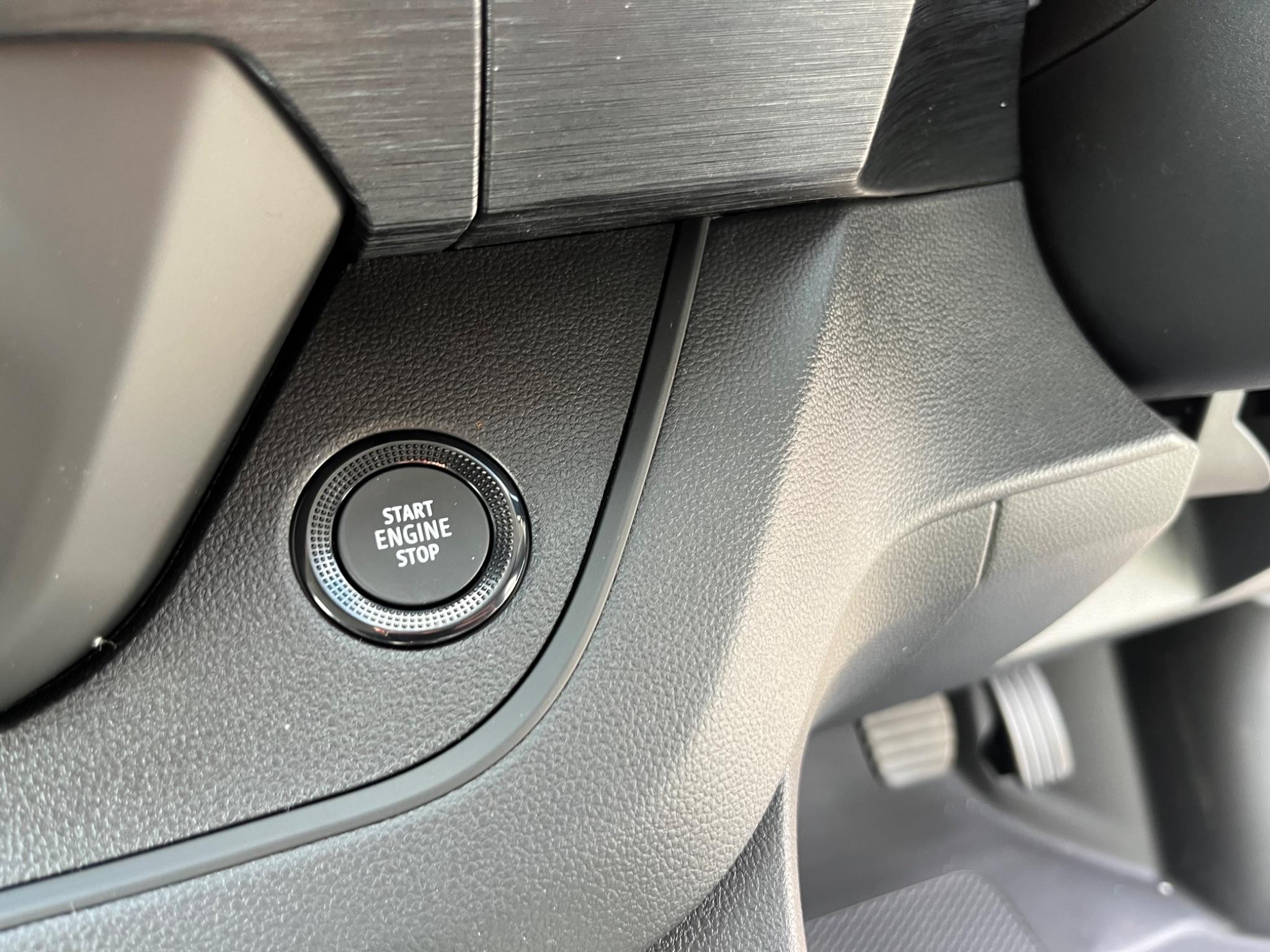 Nissan Primastar Image 28