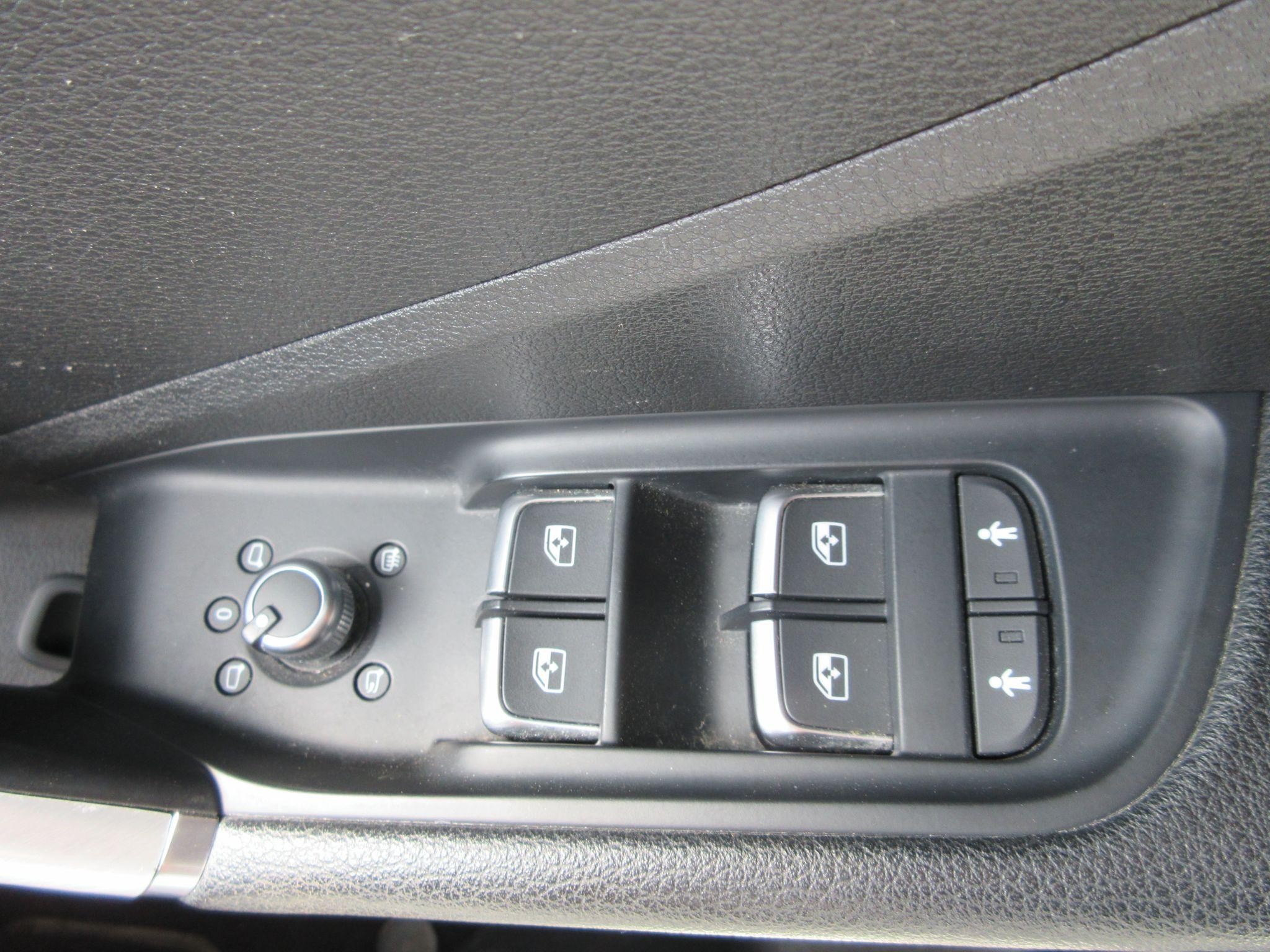 Audi Q2 Image 28