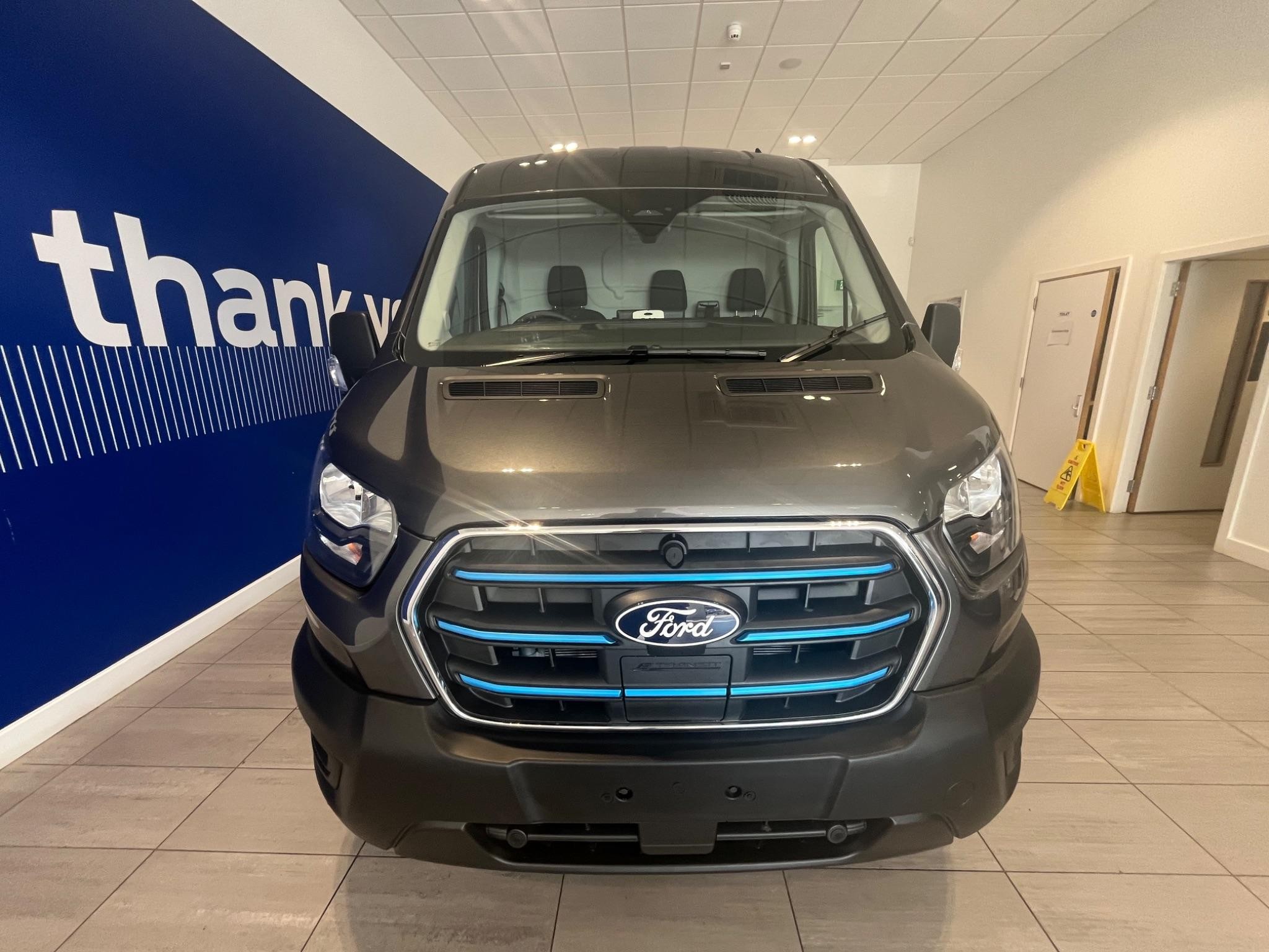 Ford E-Transit Image 3
