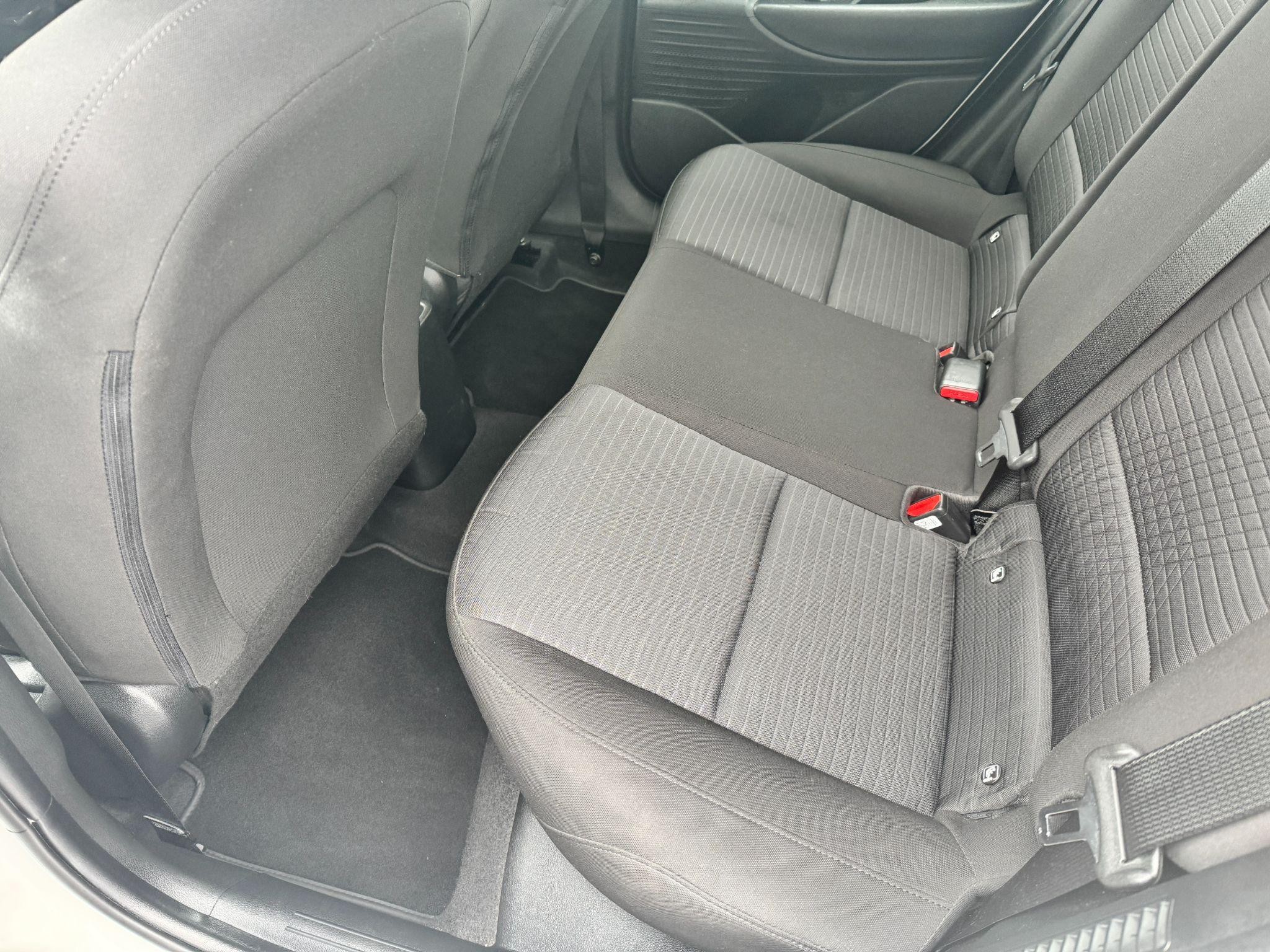 Hyundai i20 Image 13
