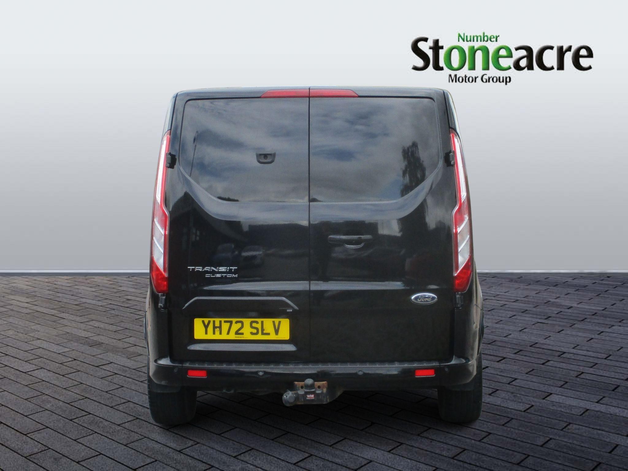 Ford Transit Custom Image 7