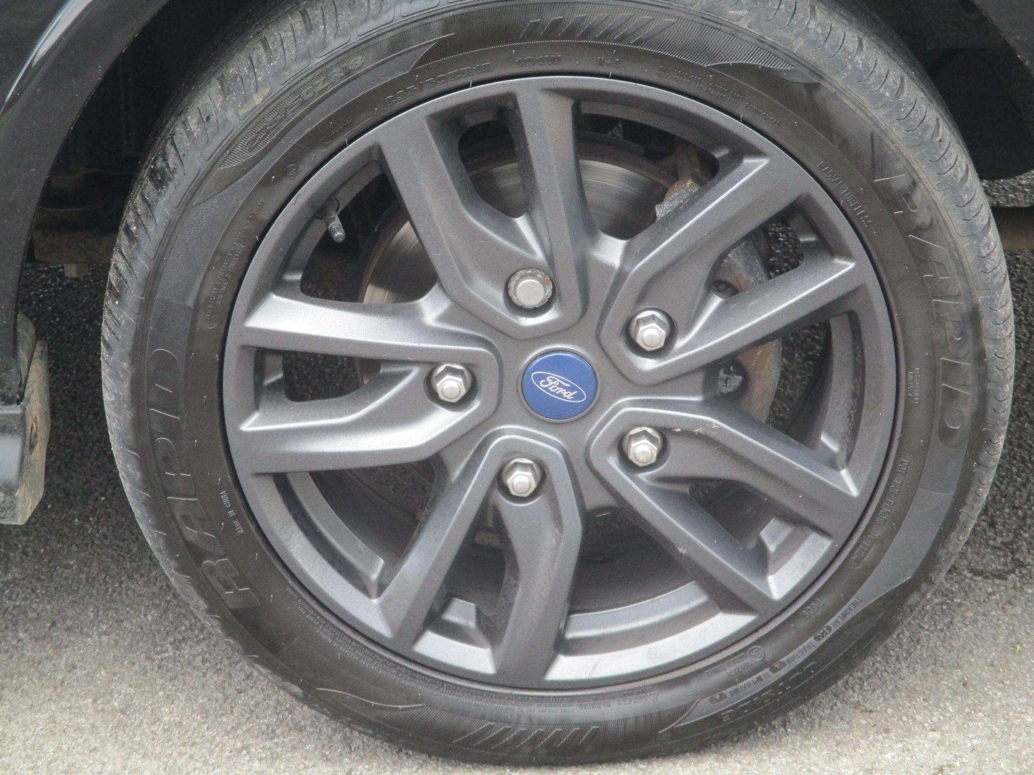 Ford Transit Custom Image 9