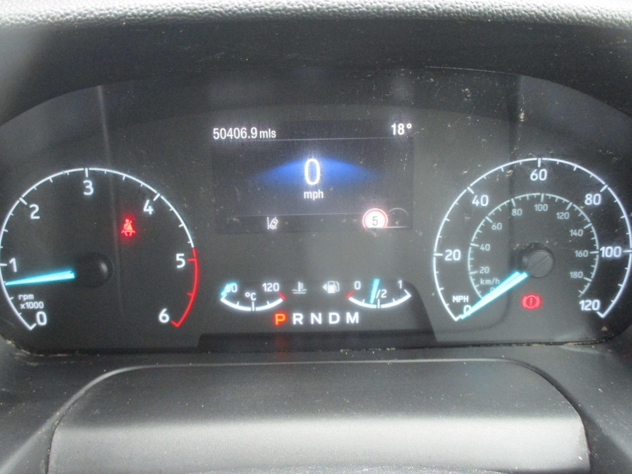 Ford Transit Custom Image 12