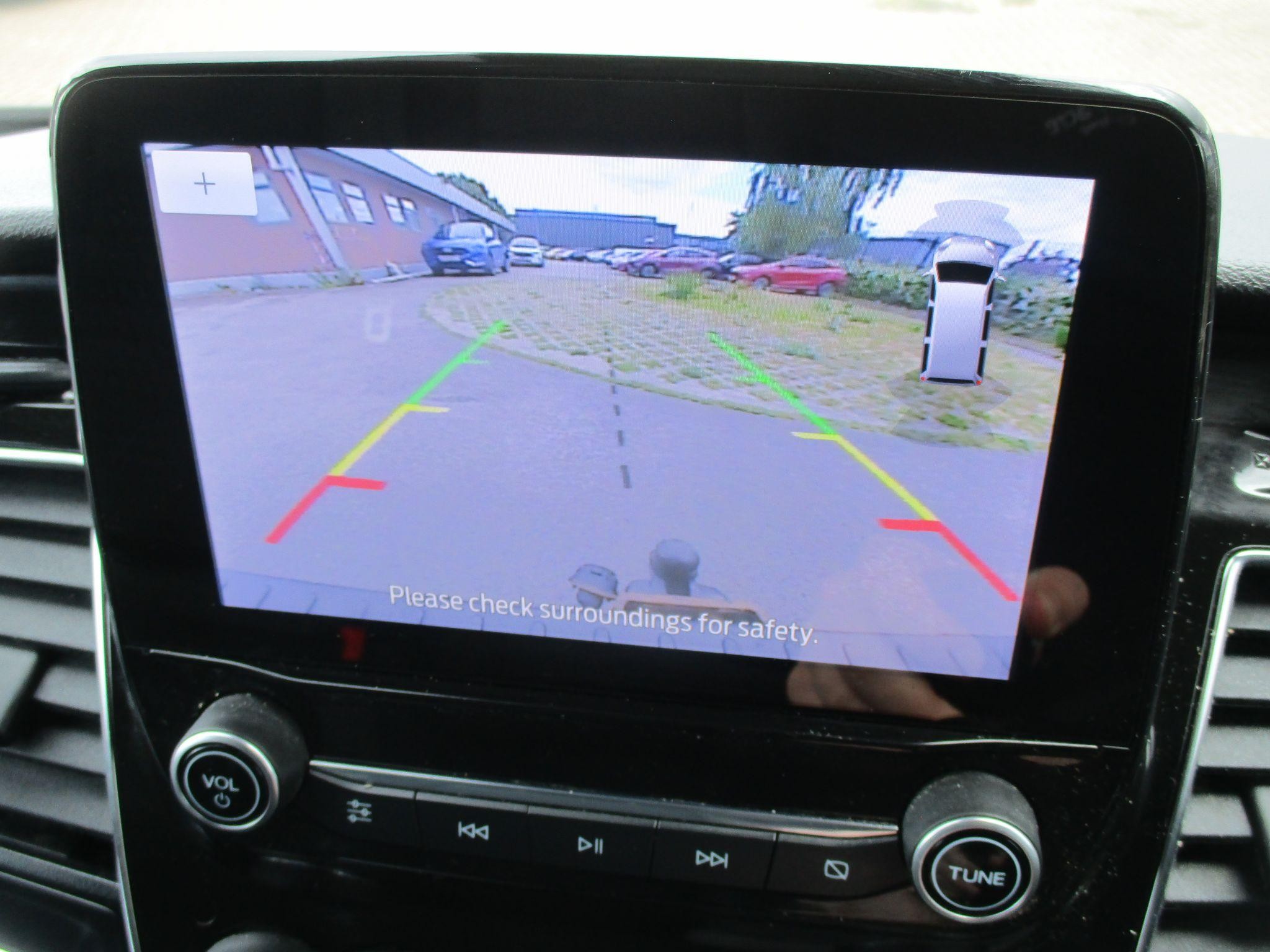 Ford Transit Custom Image 16