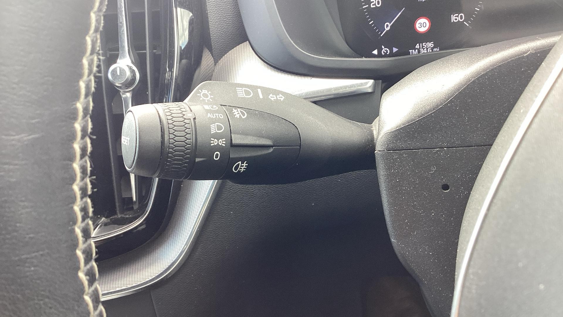 Volvo XC60 Image 18