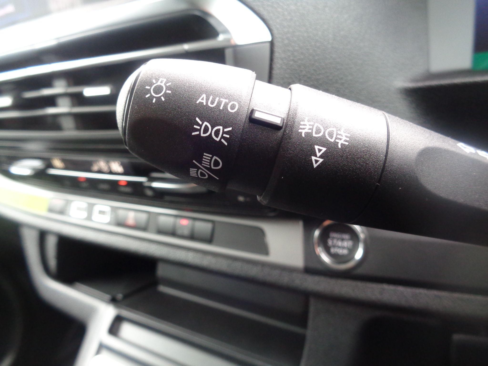 Peugeot Expert Image 32