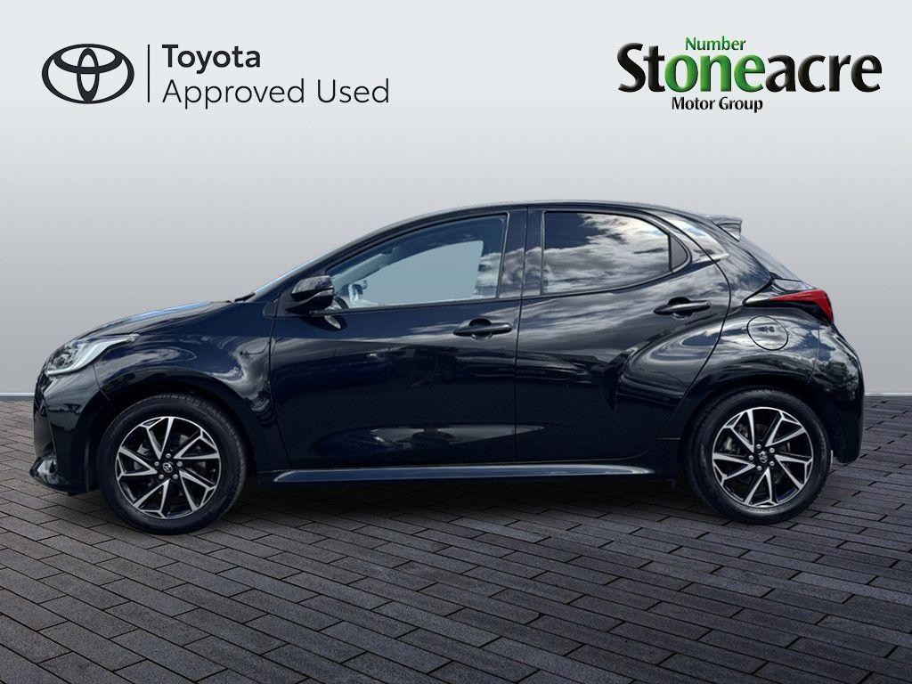 Toyota Yaris Image 8