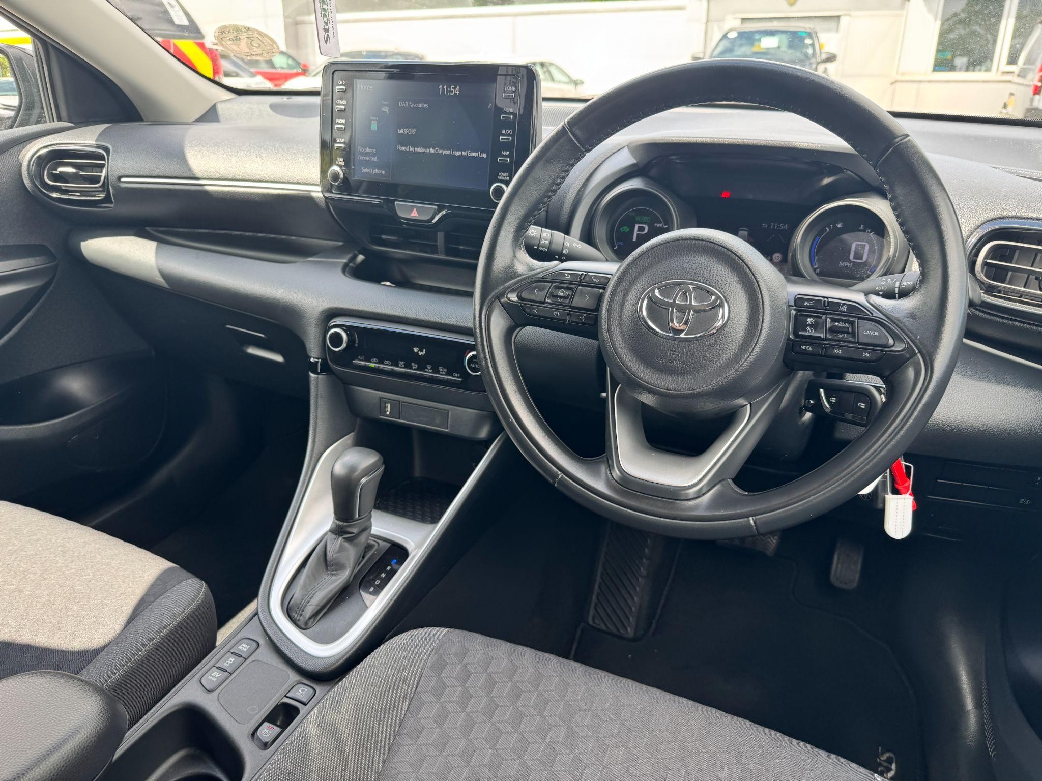 Toyota Yaris Image 18