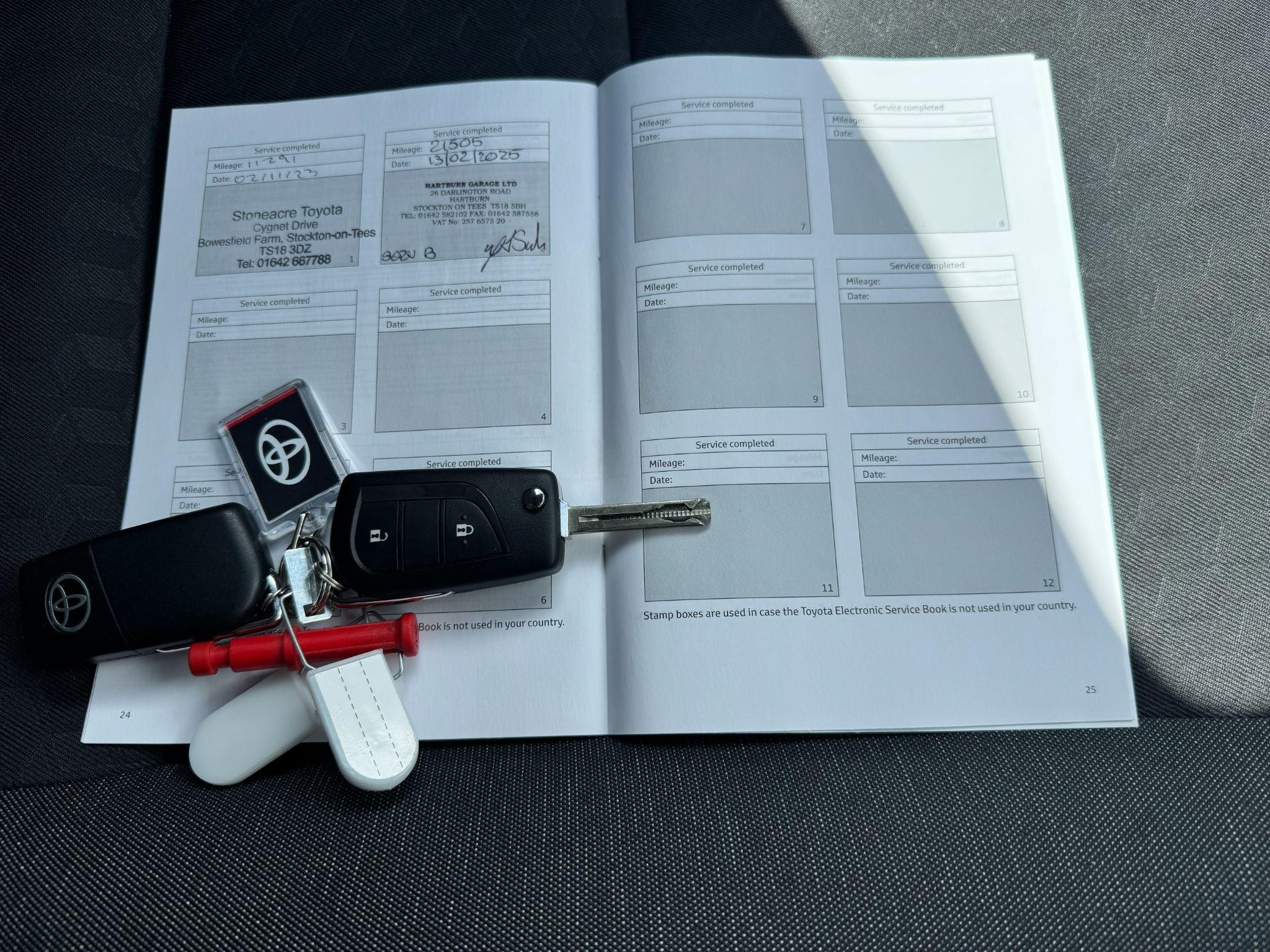 Toyota Yaris Image 22