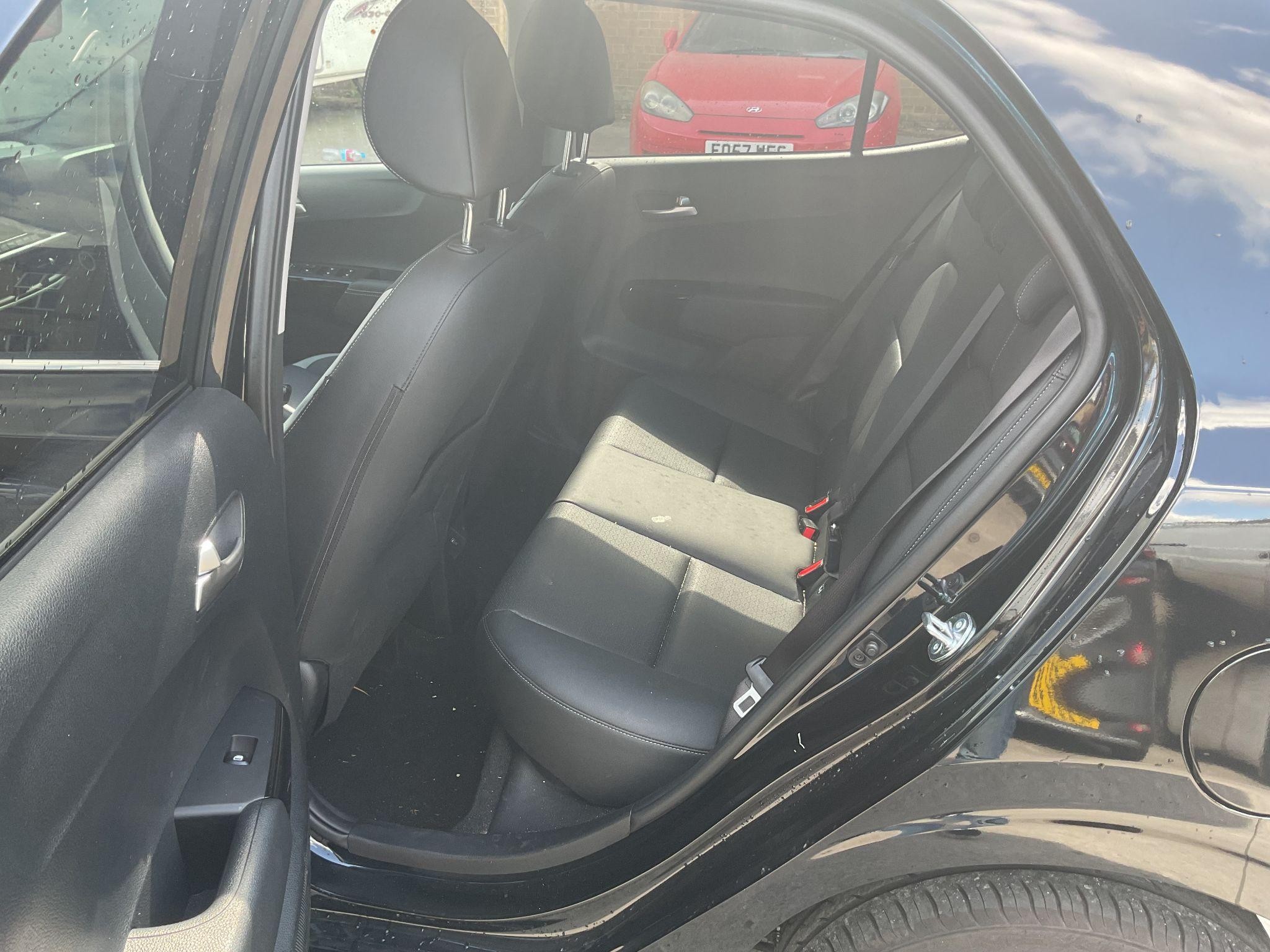 Kia Picanto Image 9