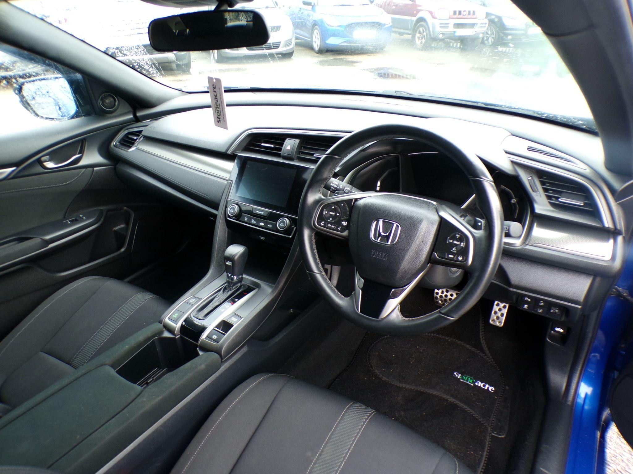 Honda Civic Image 8