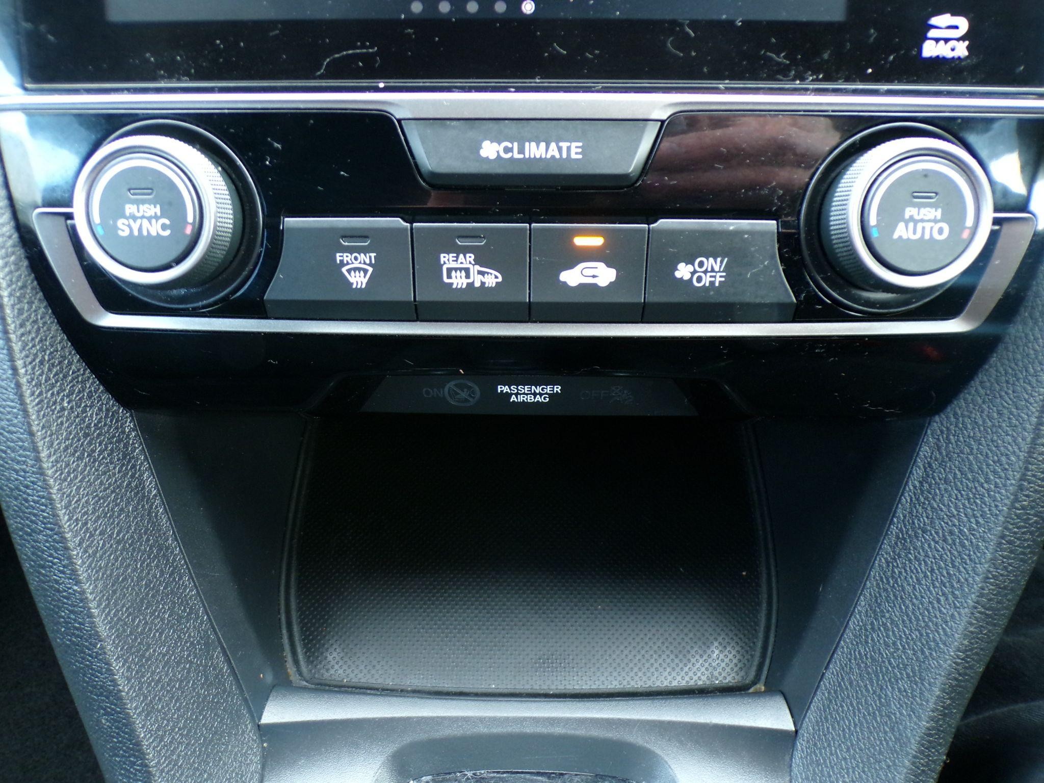 Honda Civic Image 14