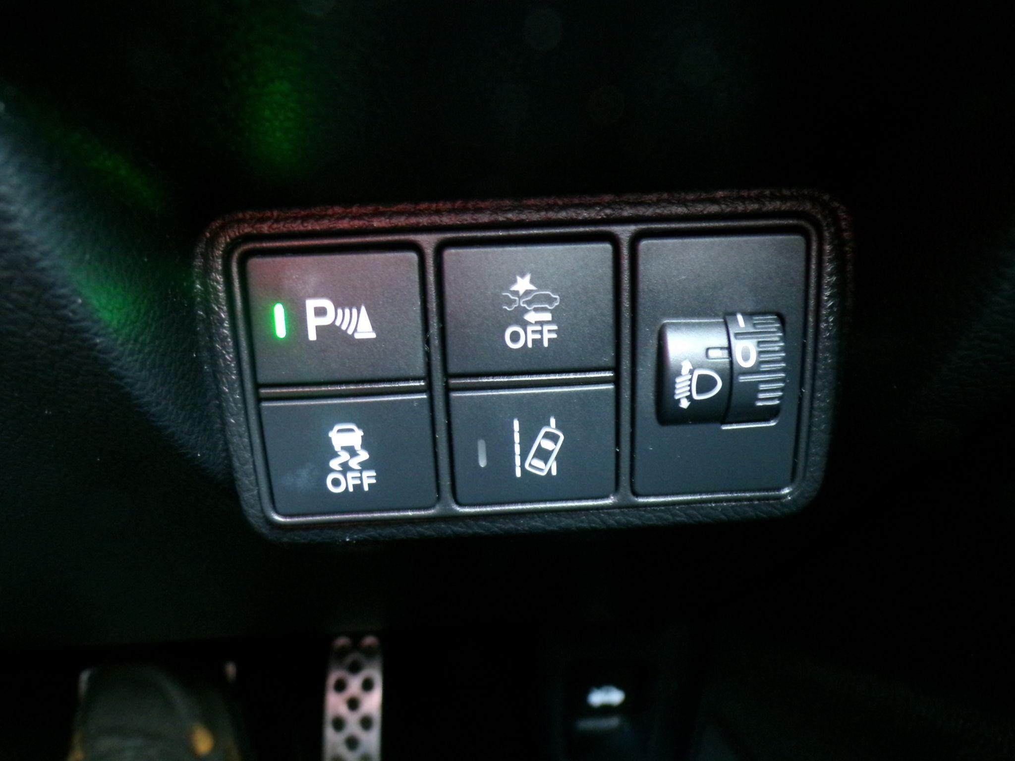 Honda Civic Image 17
