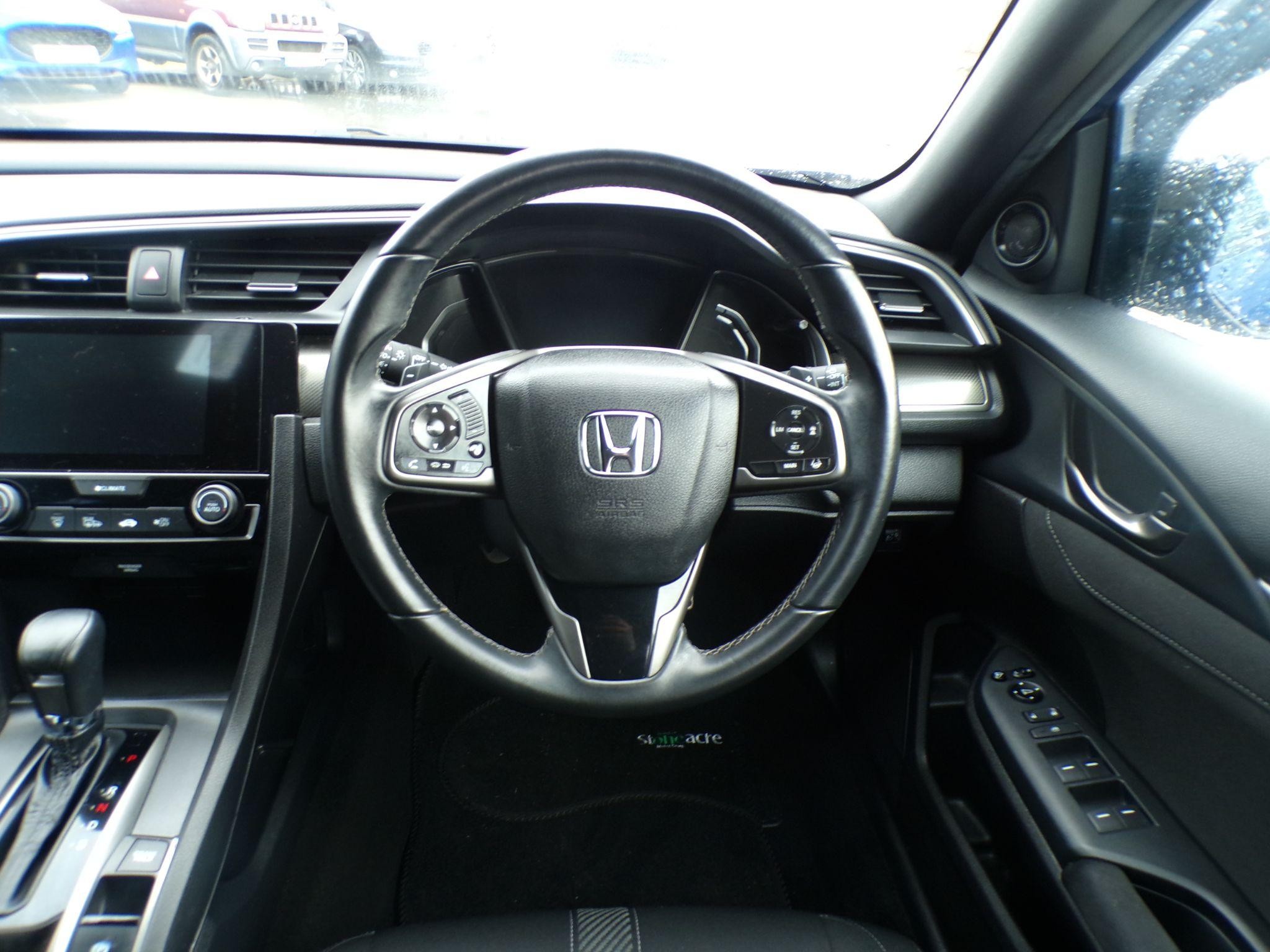 Honda Civic Image 28