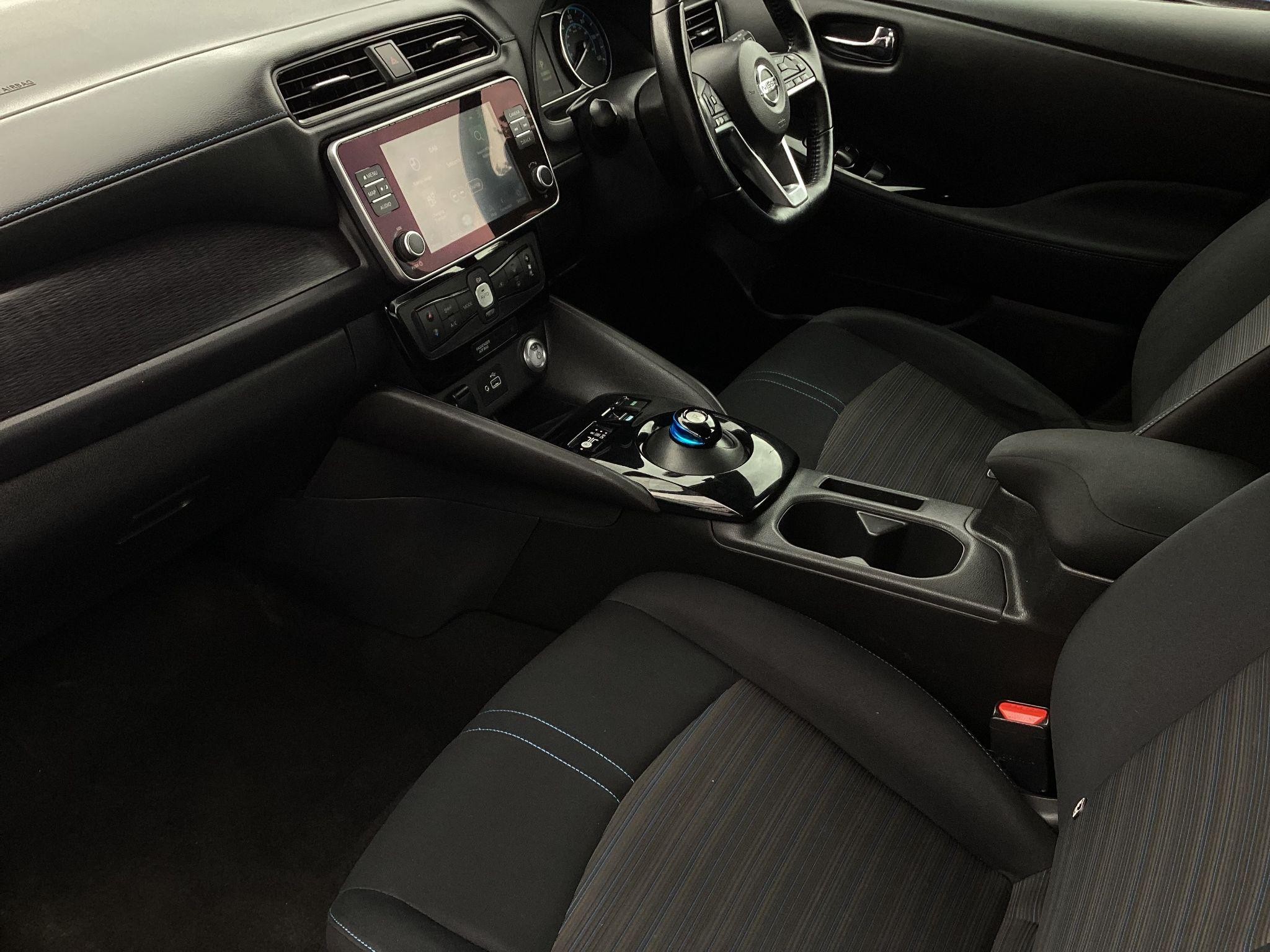 Nissan LEAF Image 16