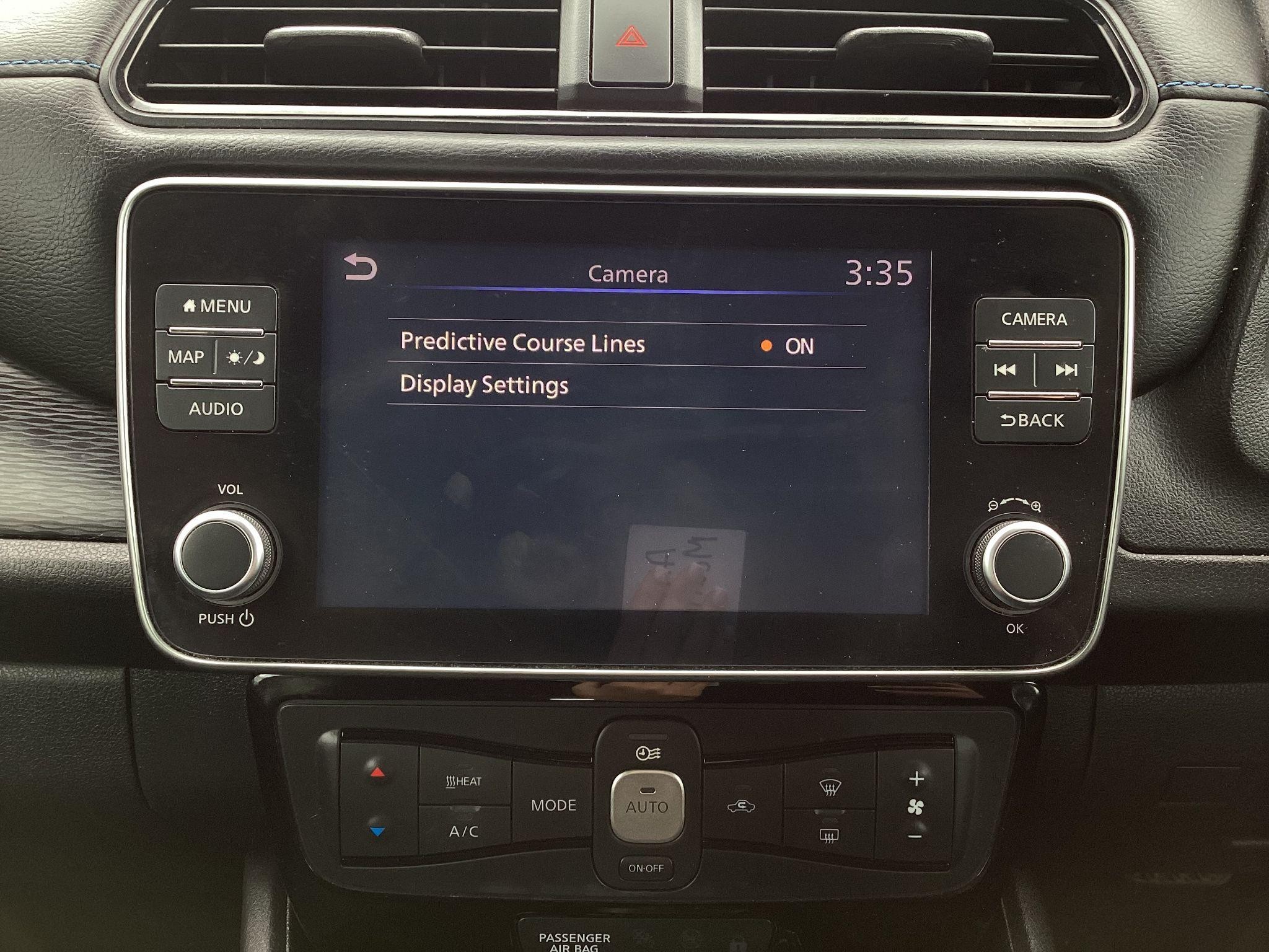 Nissan LEAF Image 24