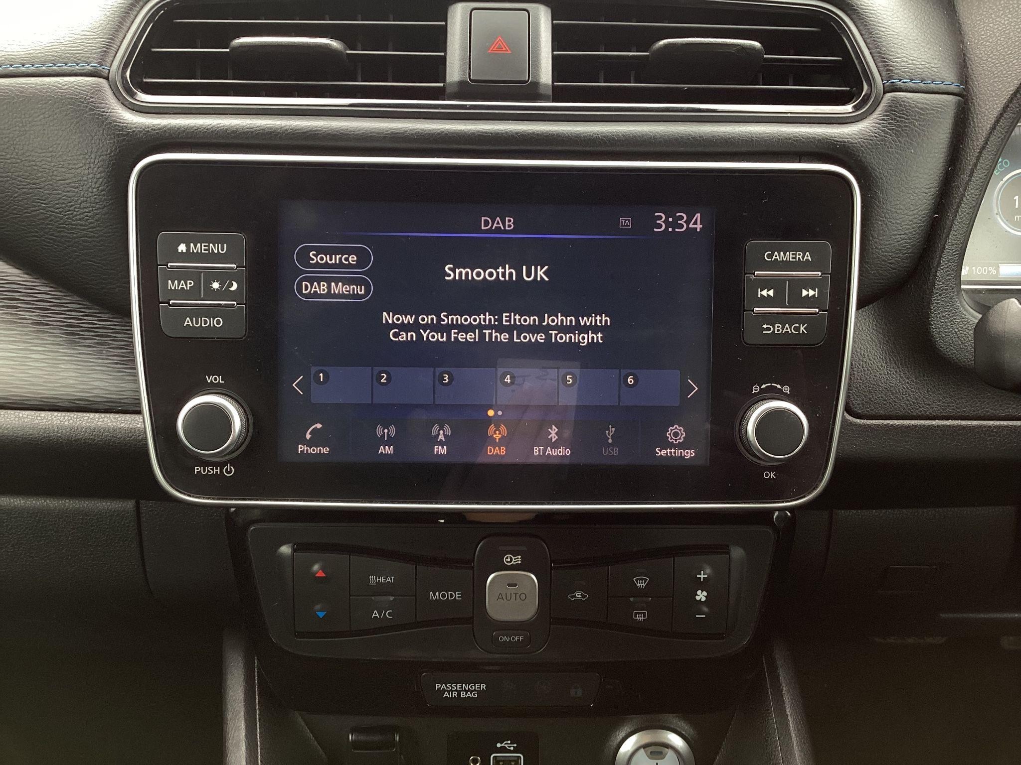 Nissan LEAF Image 25