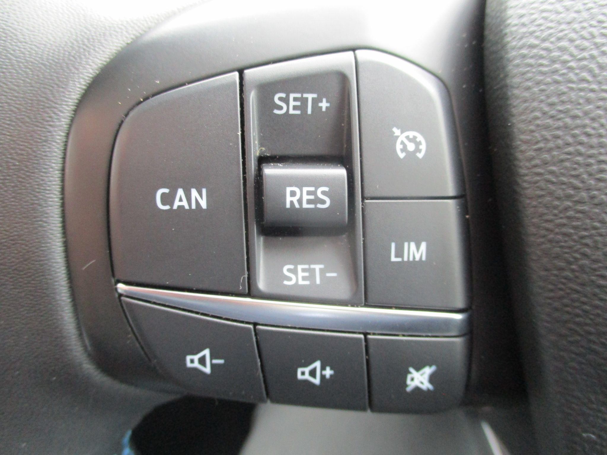 Ford Fiesta Image 13