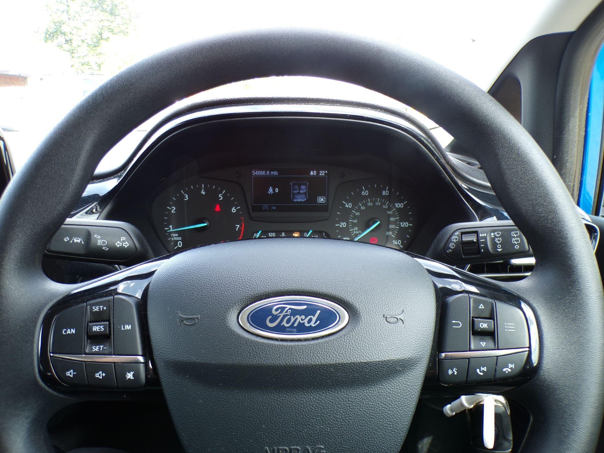 Ford Fiesta Image 25