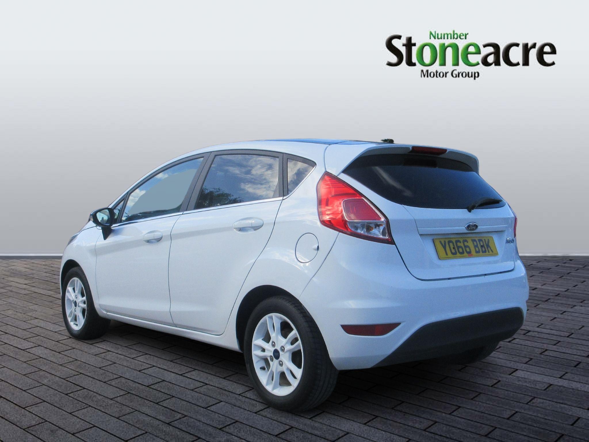 Ford Fiesta Image 3