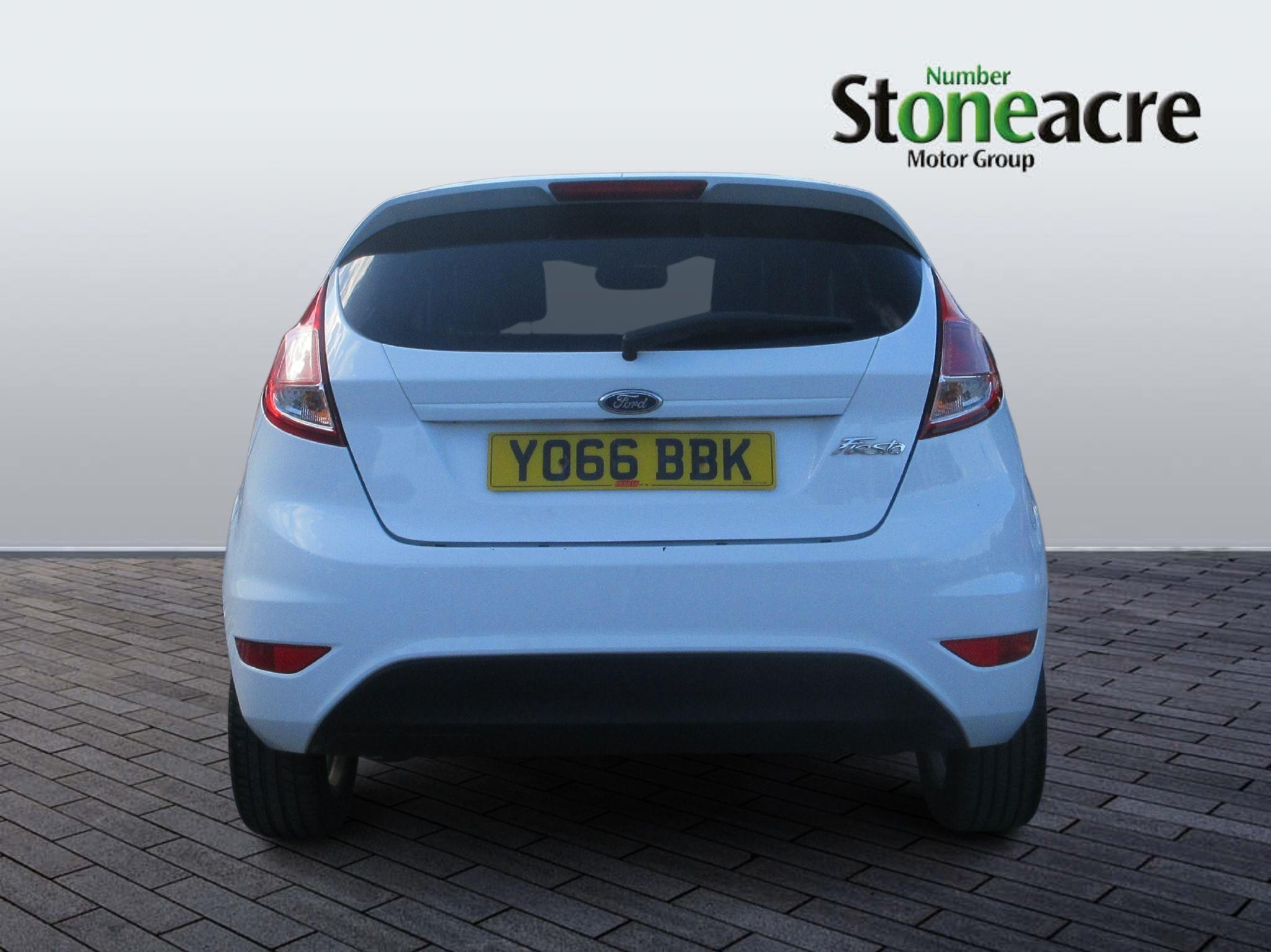 Ford Fiesta Image 4