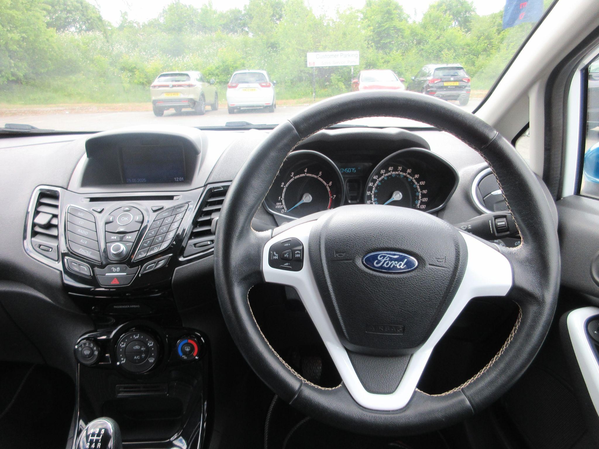 Ford Fiesta Image 19