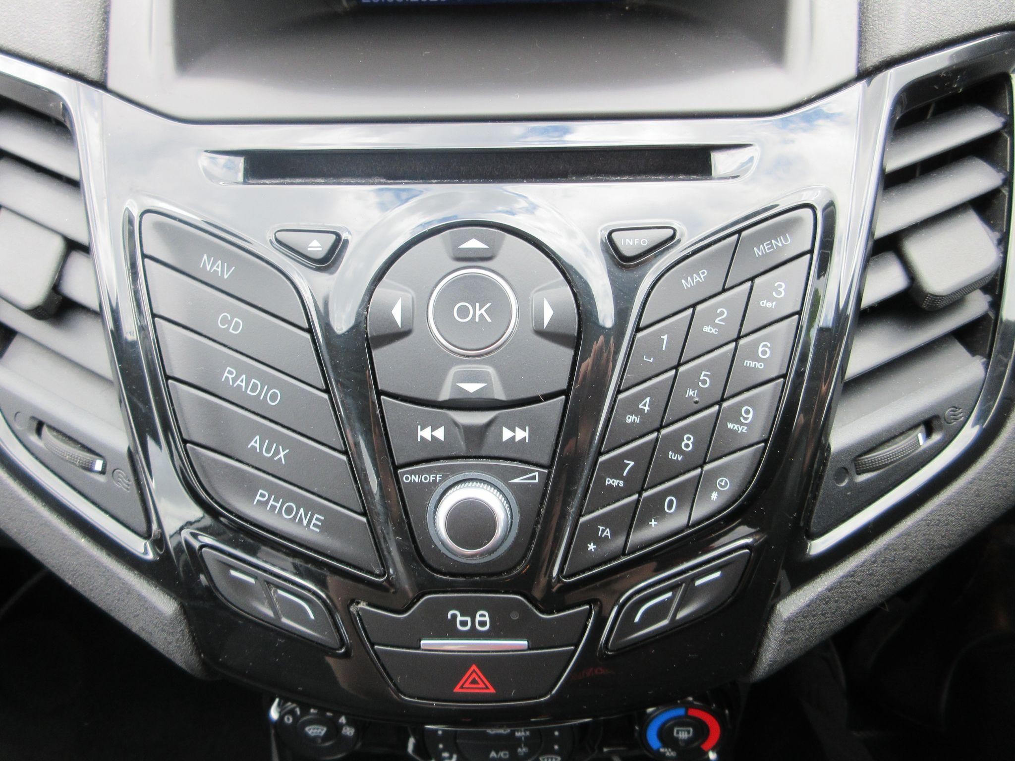 Ford Fiesta Image 24
