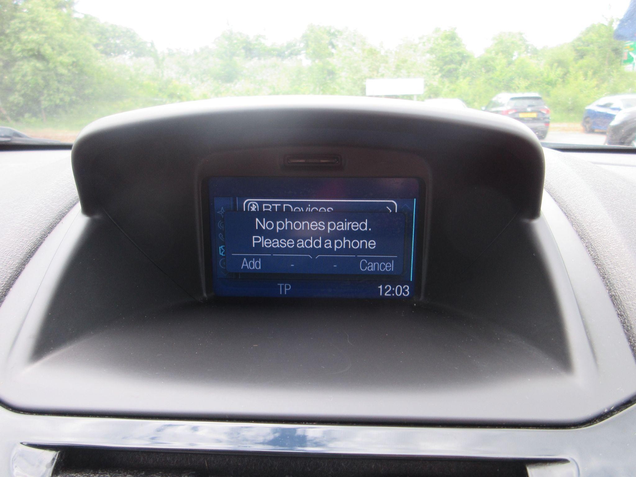 Ford Fiesta Image 32