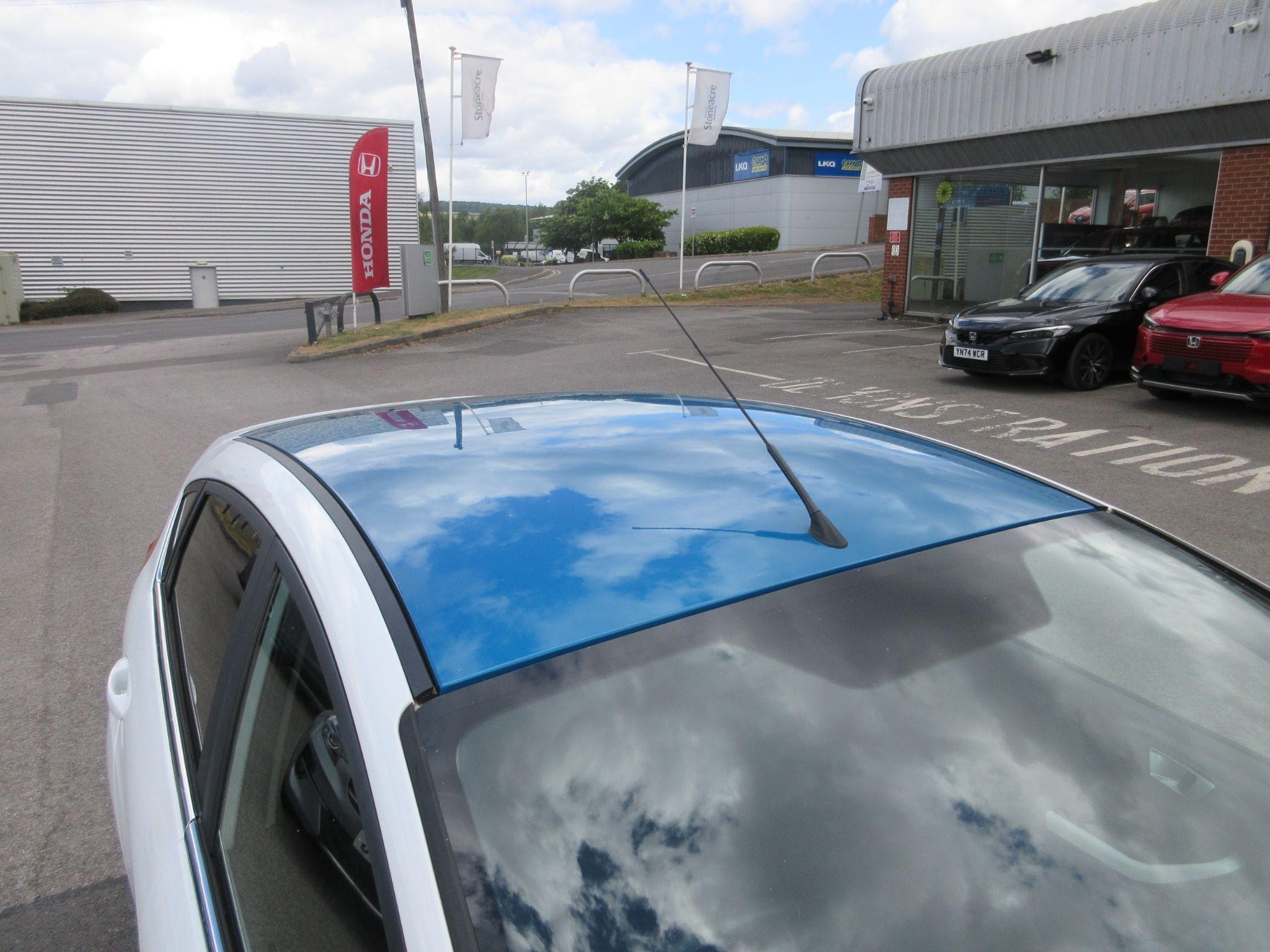 Ford Fiesta Image 41
