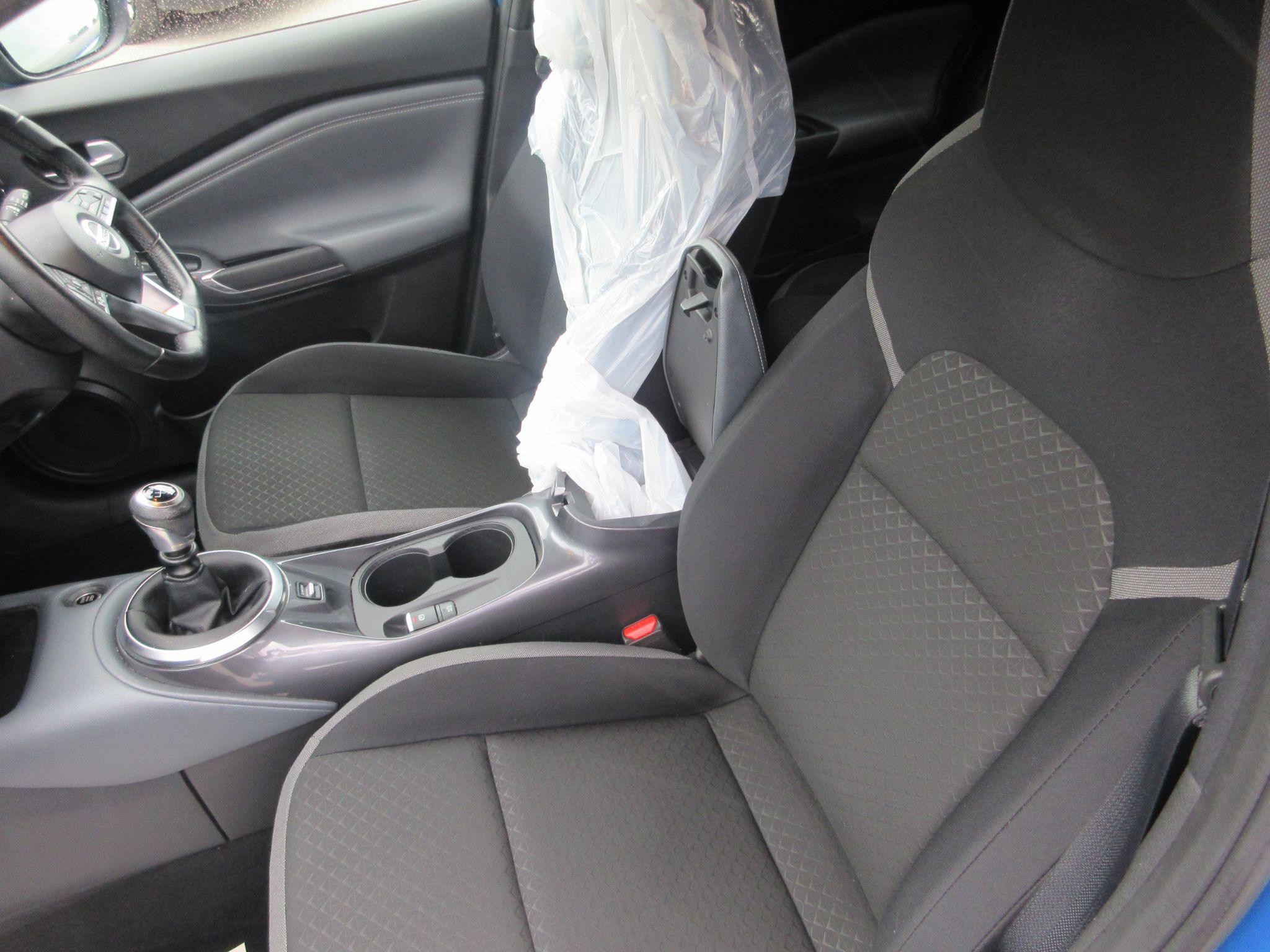 Nissan Juke Image 12