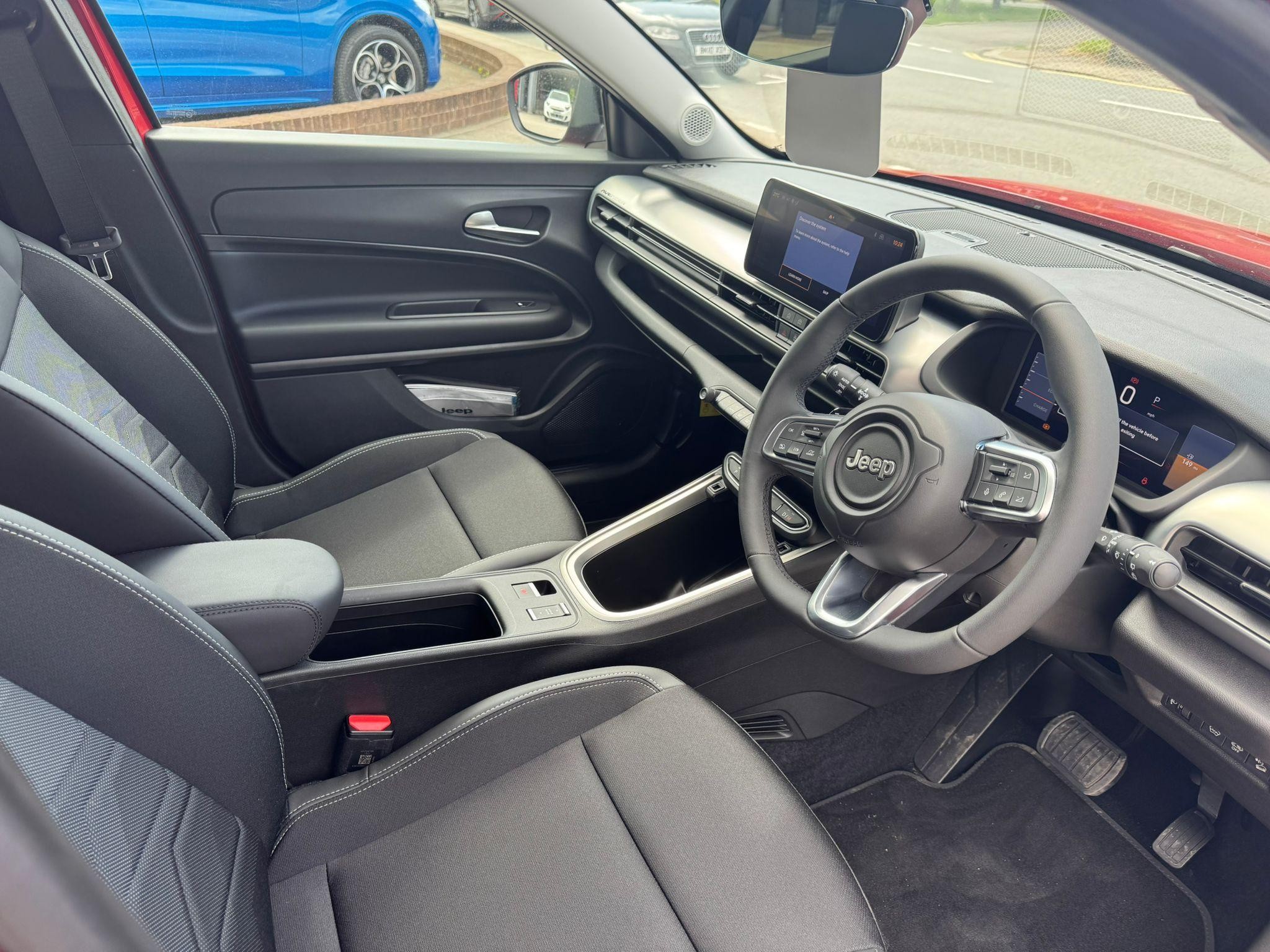 Jeep Avenger Image 11