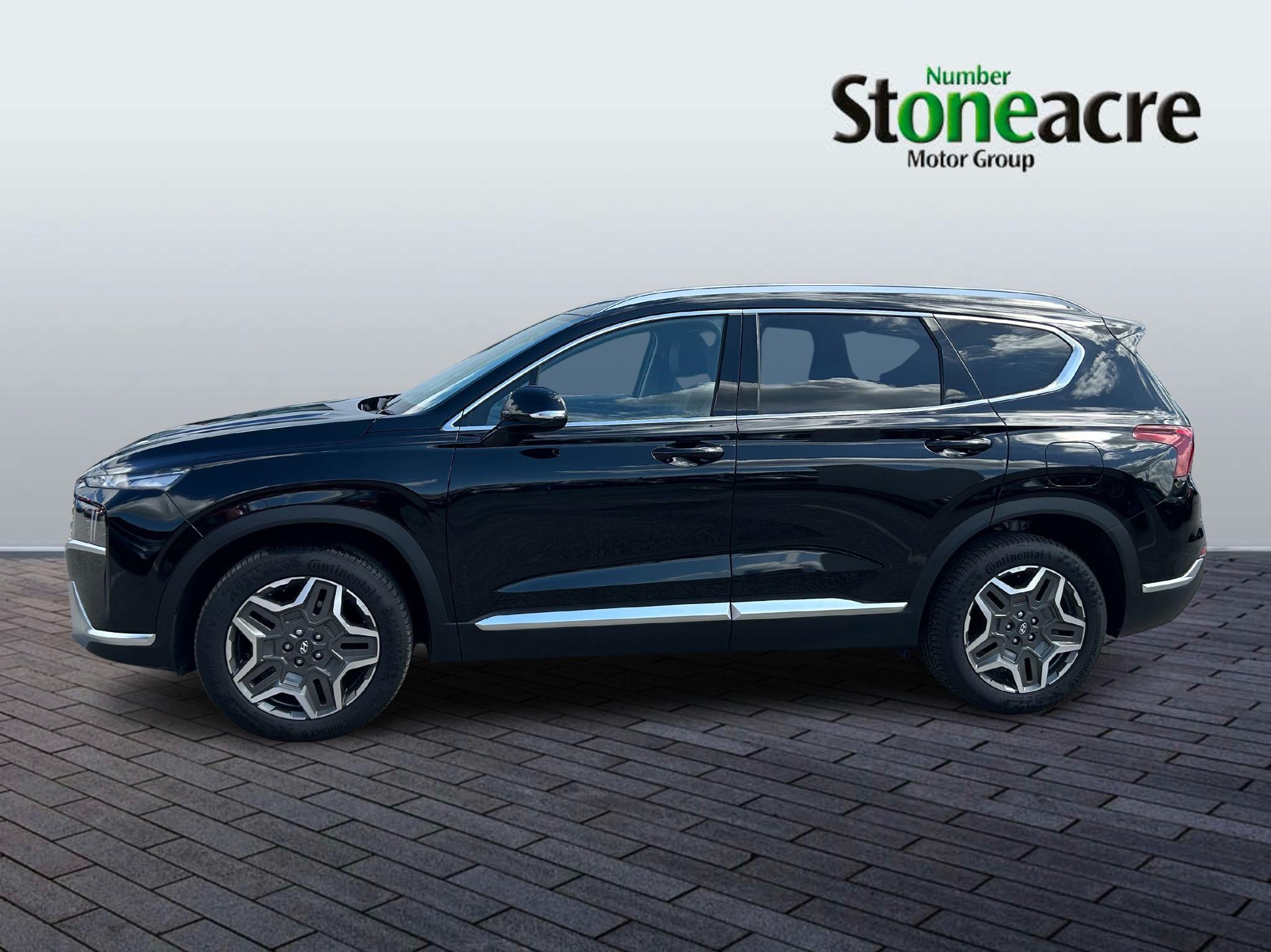 Hyundai SANTA FE Image 4