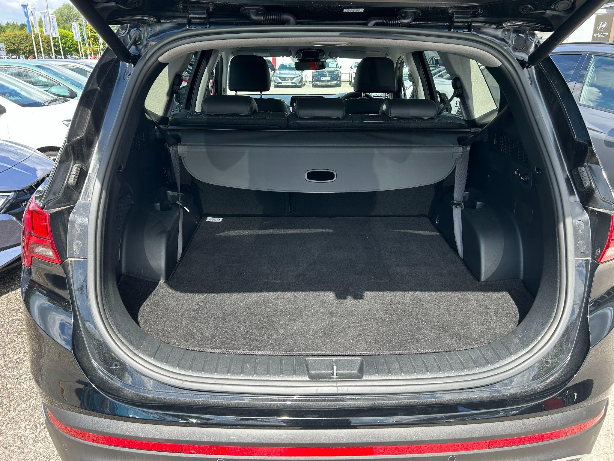 Hyundai SANTA FE Image 10