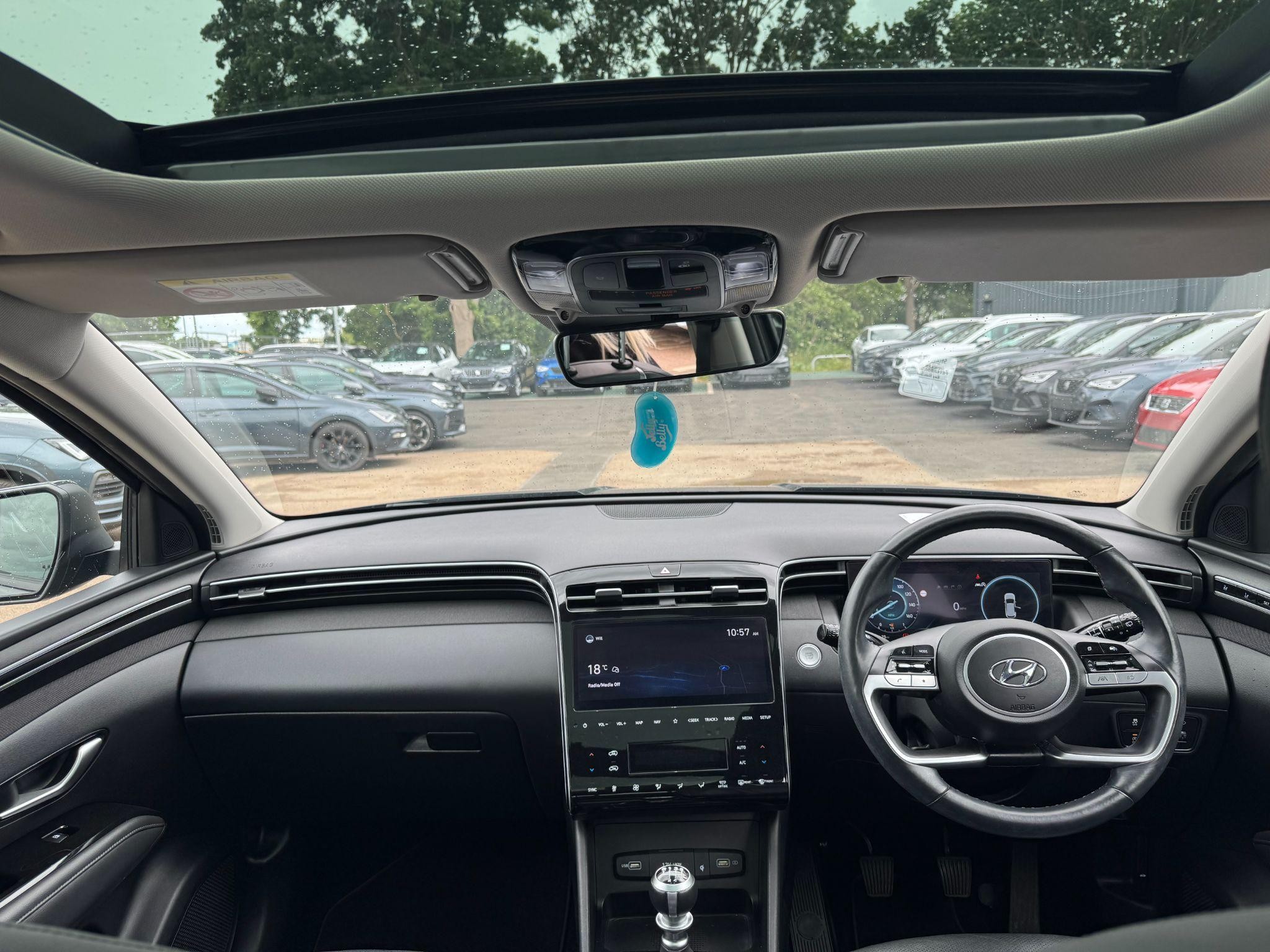 Hyundai TUCSON Image 16