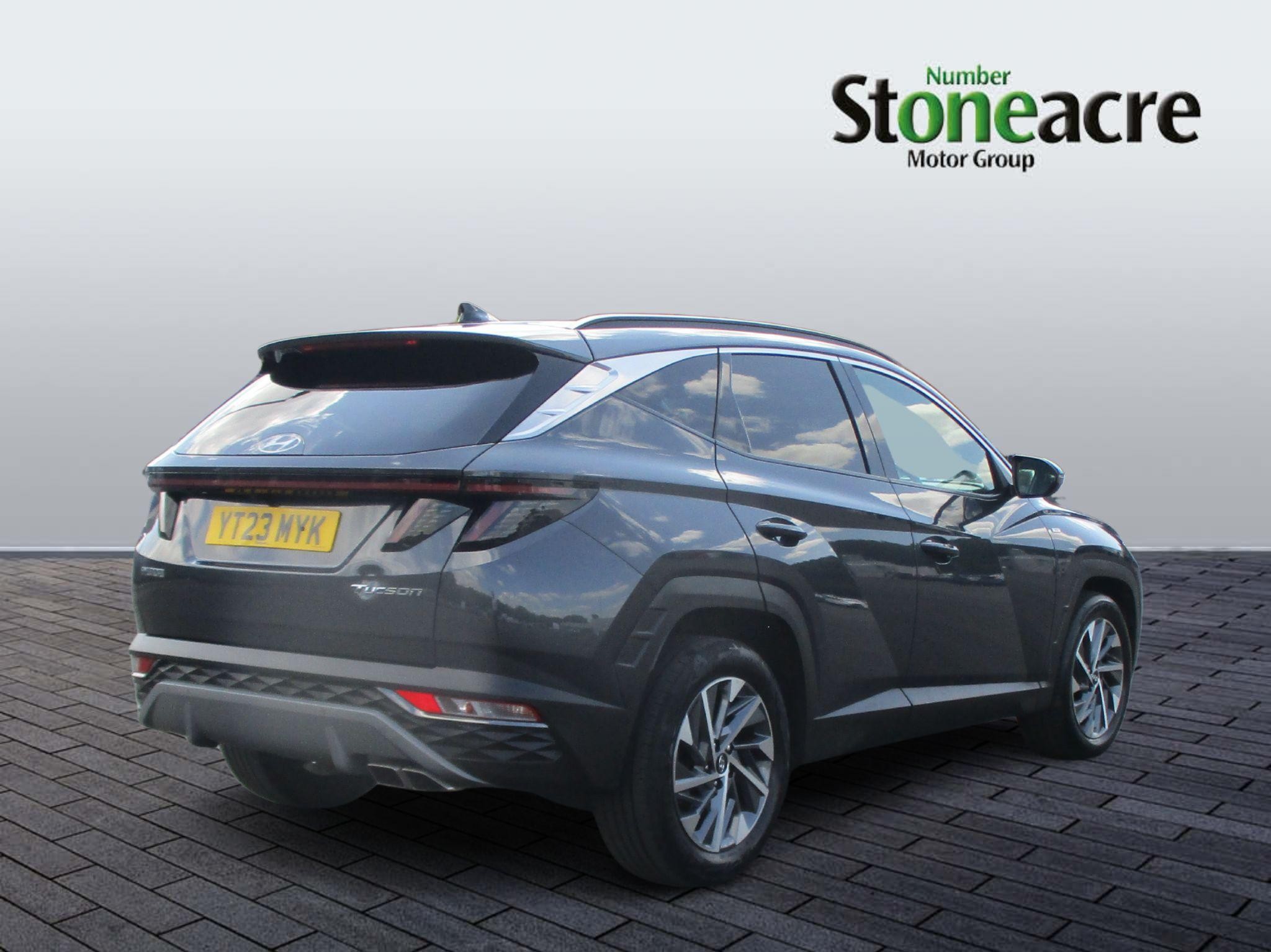 Hyundai TUCSON Image 2