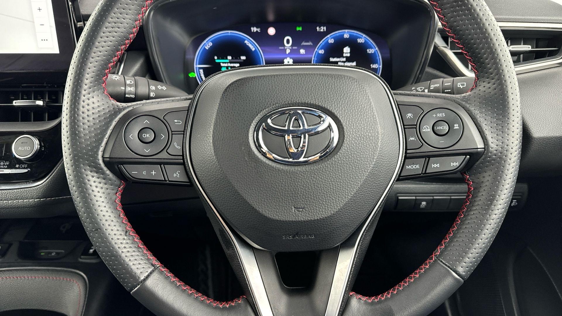 Toyota Corolla Image 16