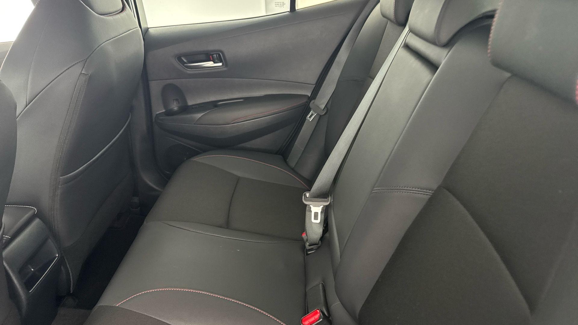 Toyota Corolla Image 21