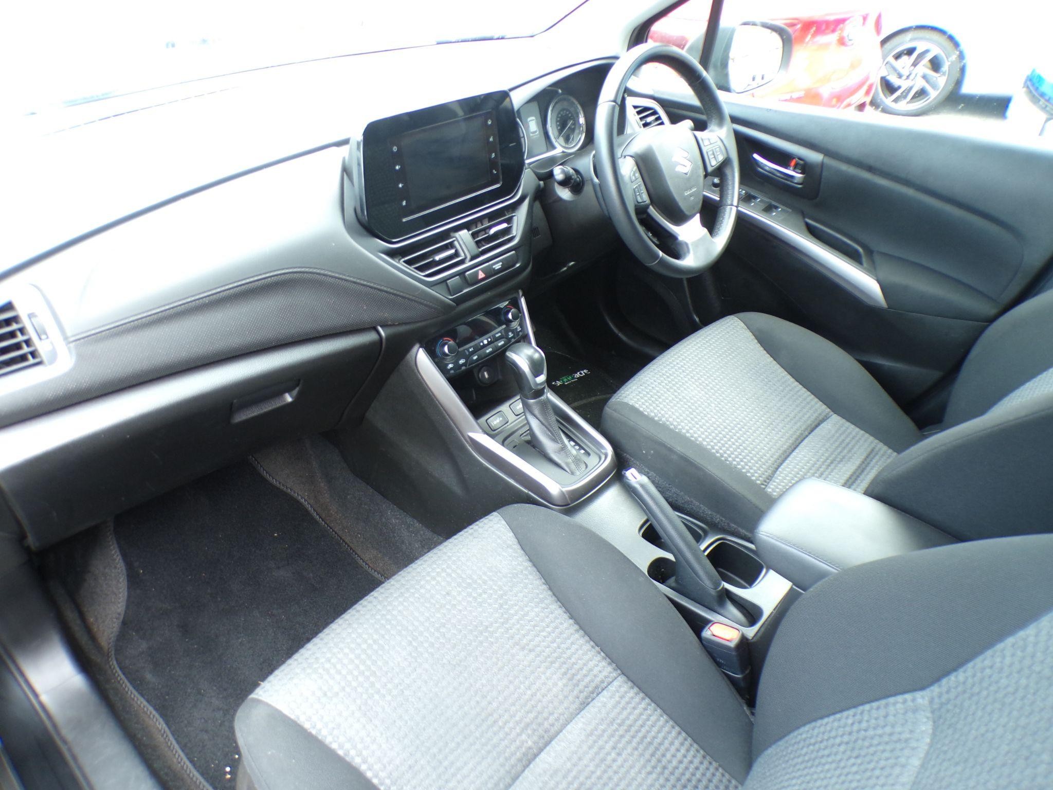 Suzuki SX4 S-Cross Image 10