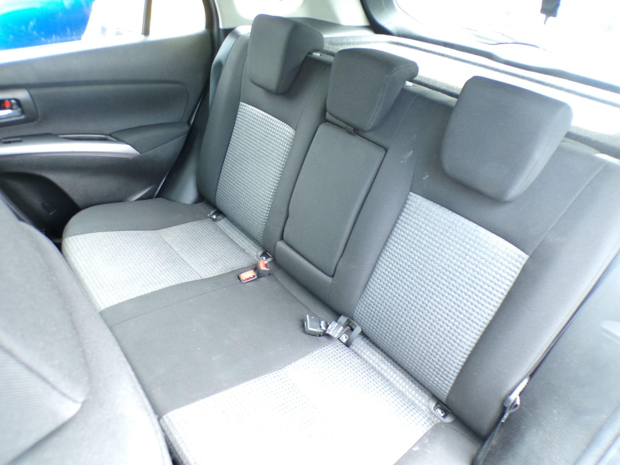 Suzuki SX4 S-Cross Image 13