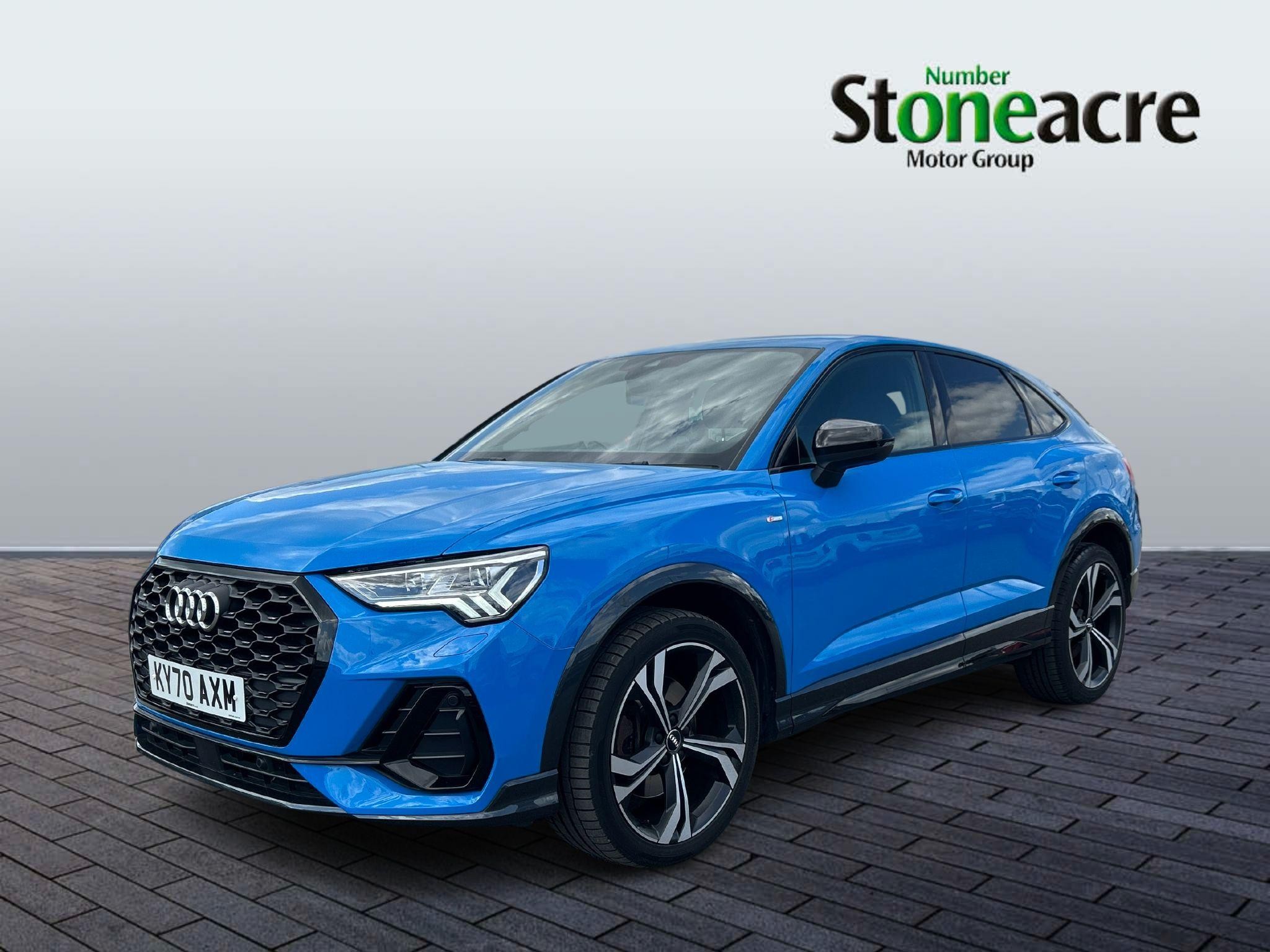 Audi Q3 Image 6