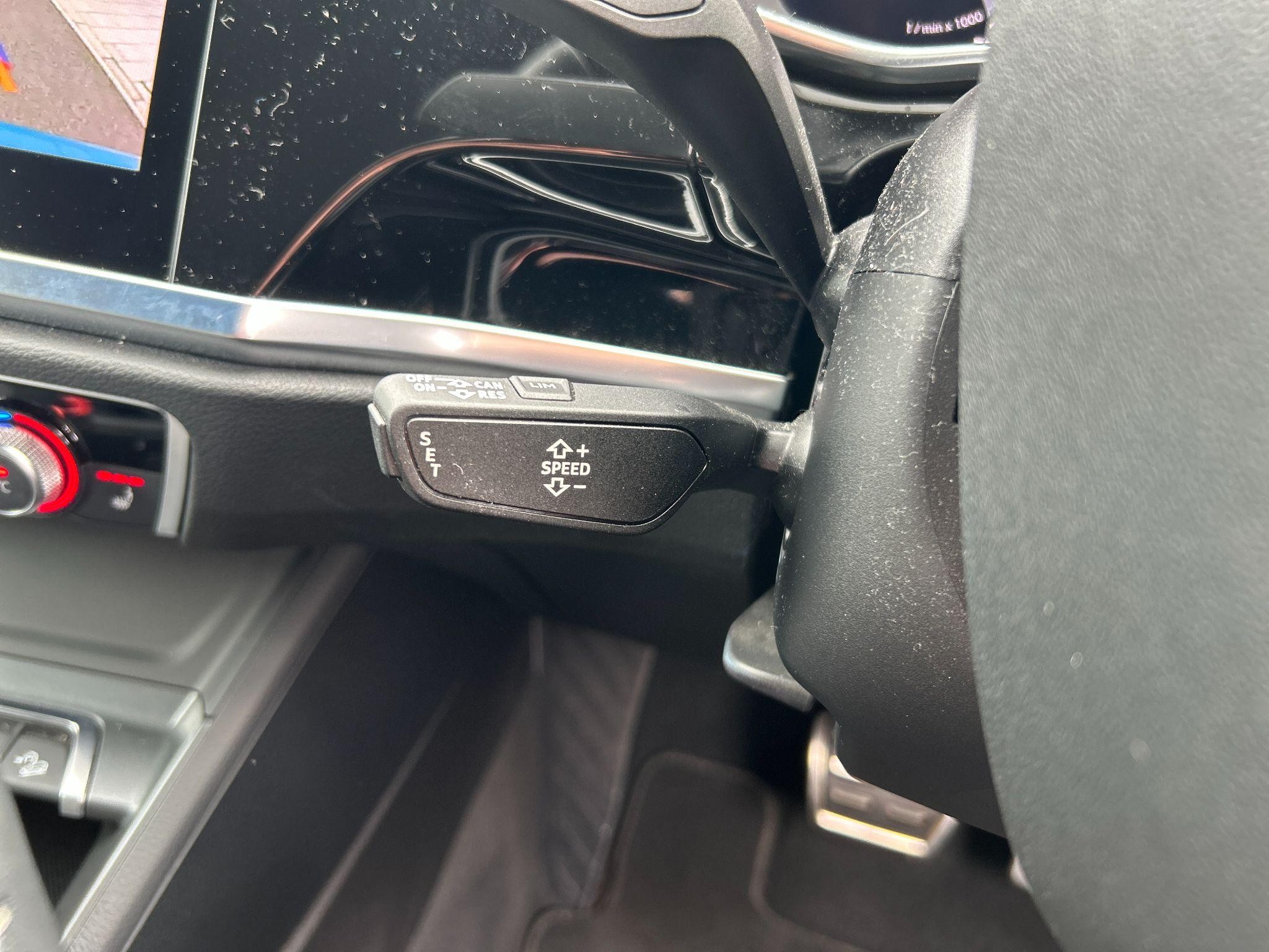 Audi Q3 Image 19