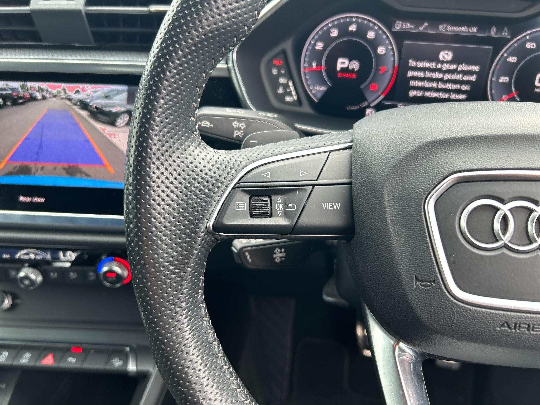 Audi Q3 Image 20