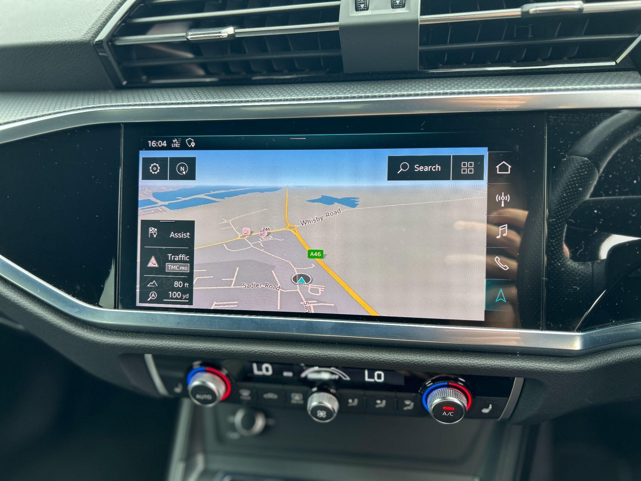 Audi Q3 Image 26