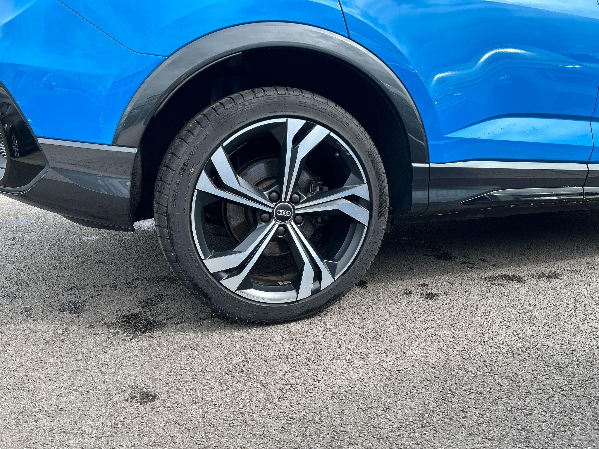 Audi Q3 Image 33