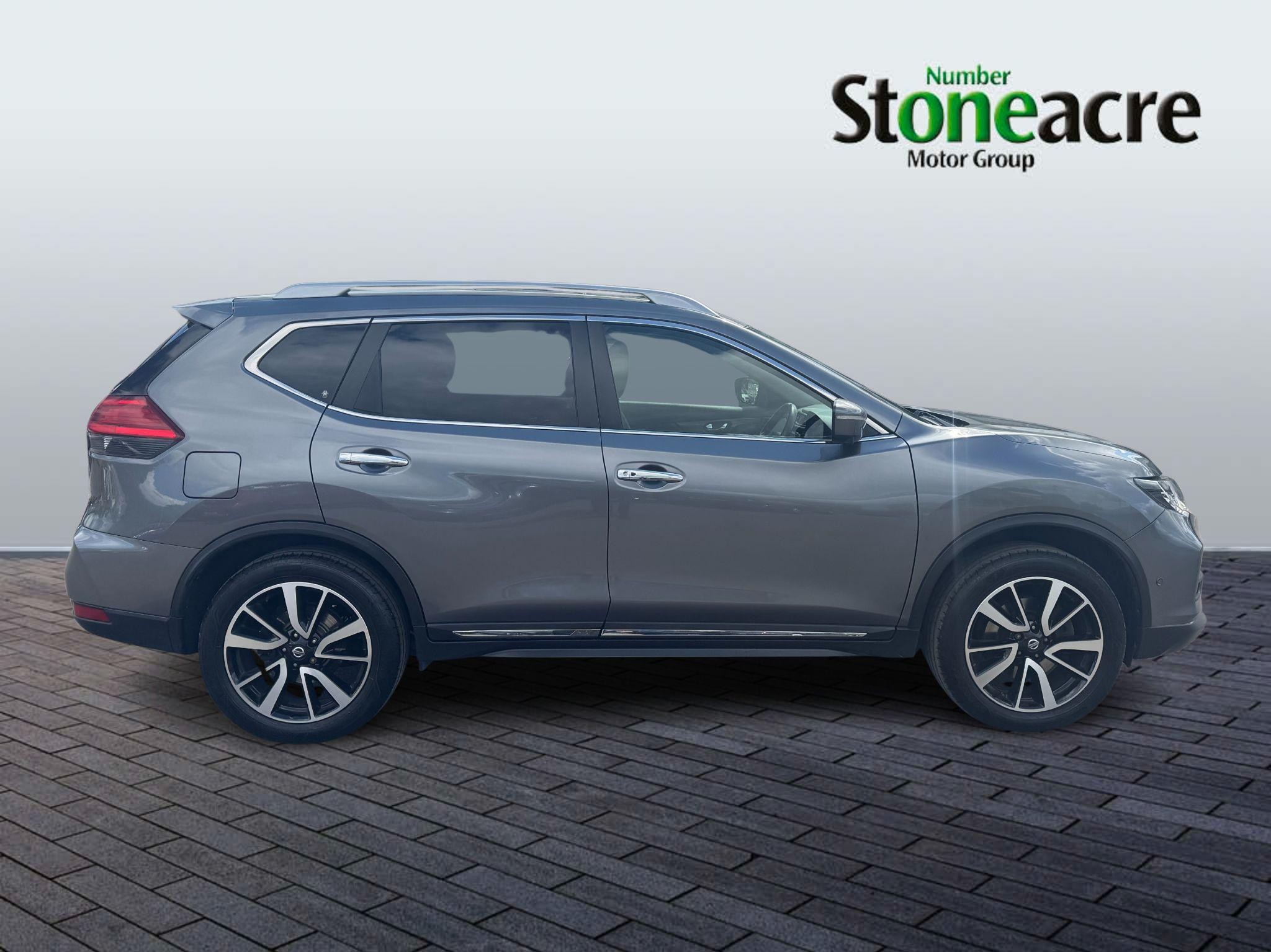 Nissan X-Trail Image 2